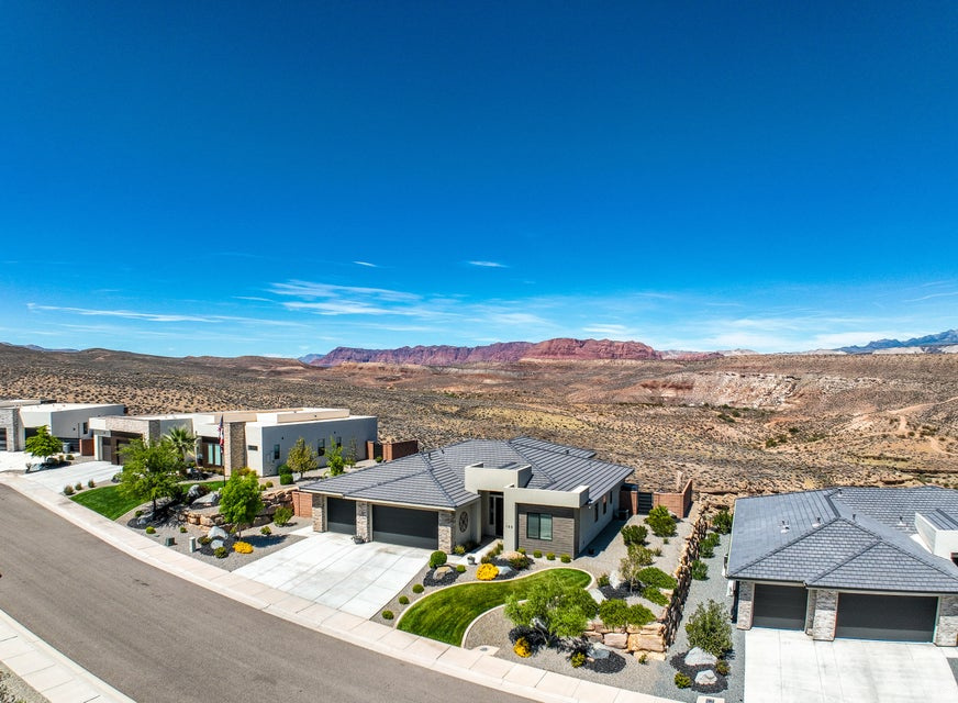 ARANCIO POINT AT DIVARIO PH 1 - Residential
