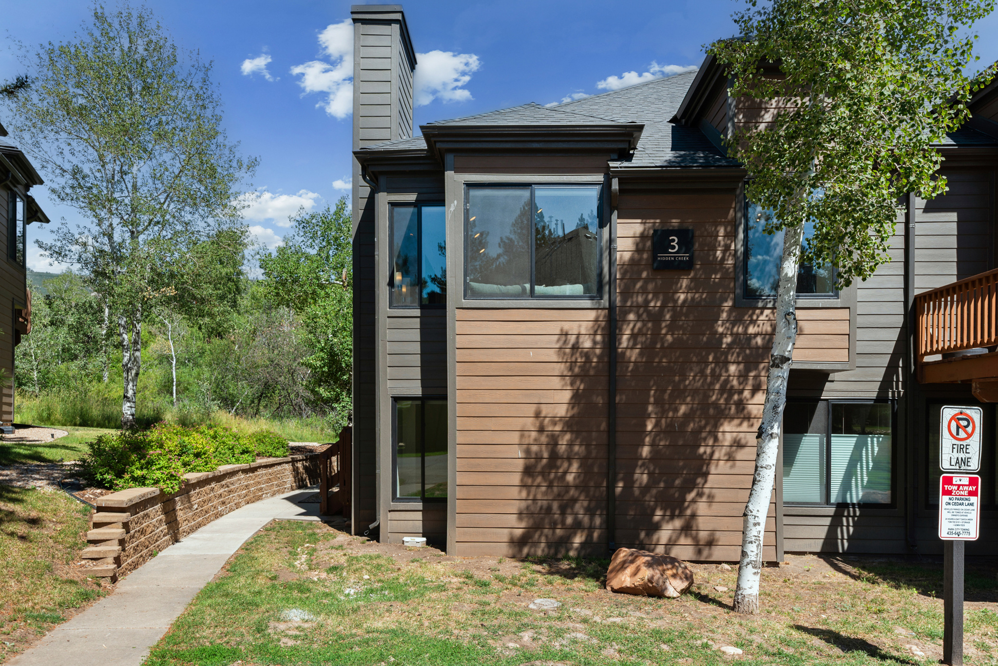 HIDDEN CREEK - Residential