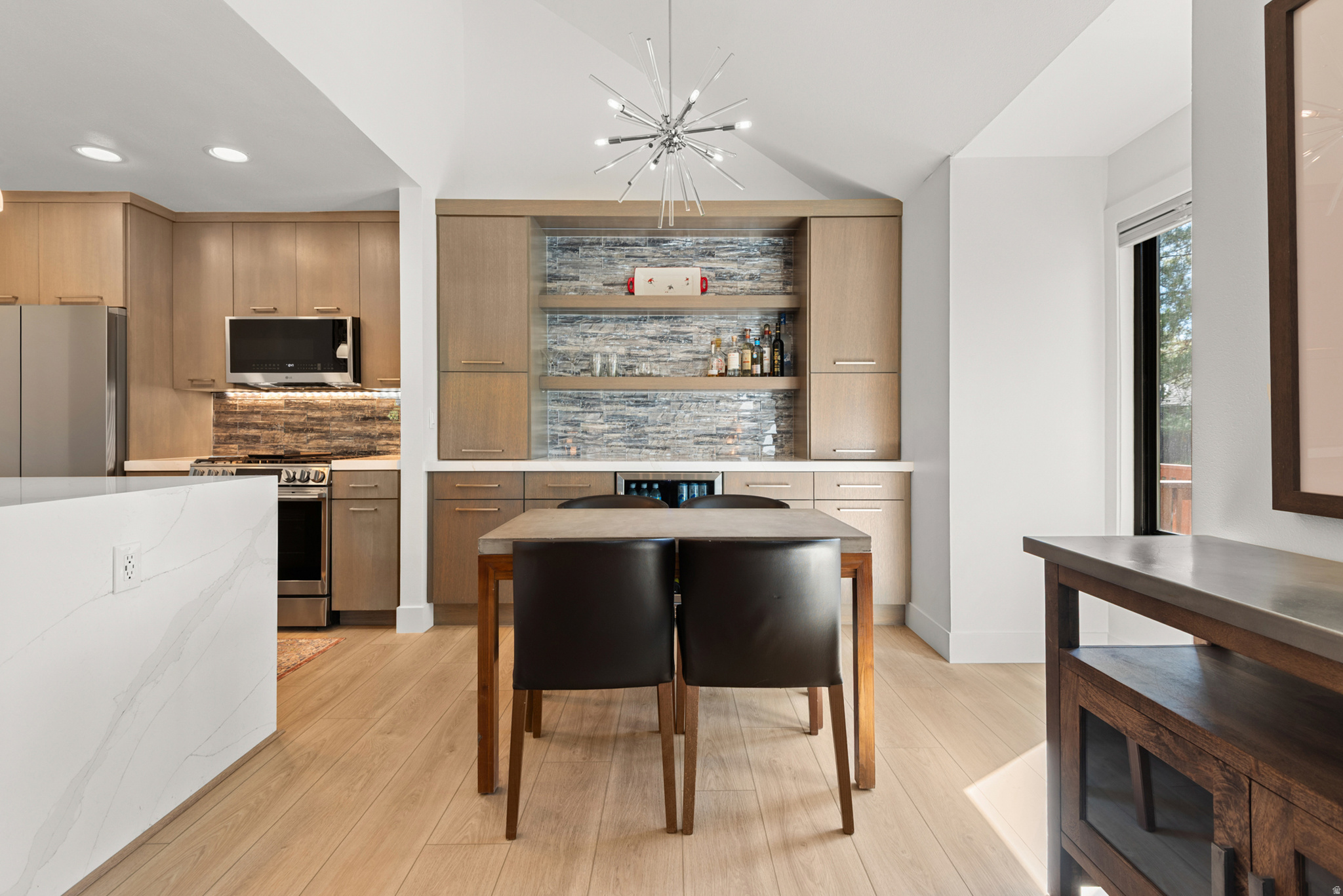 HIDDEN CREEK - Residential
