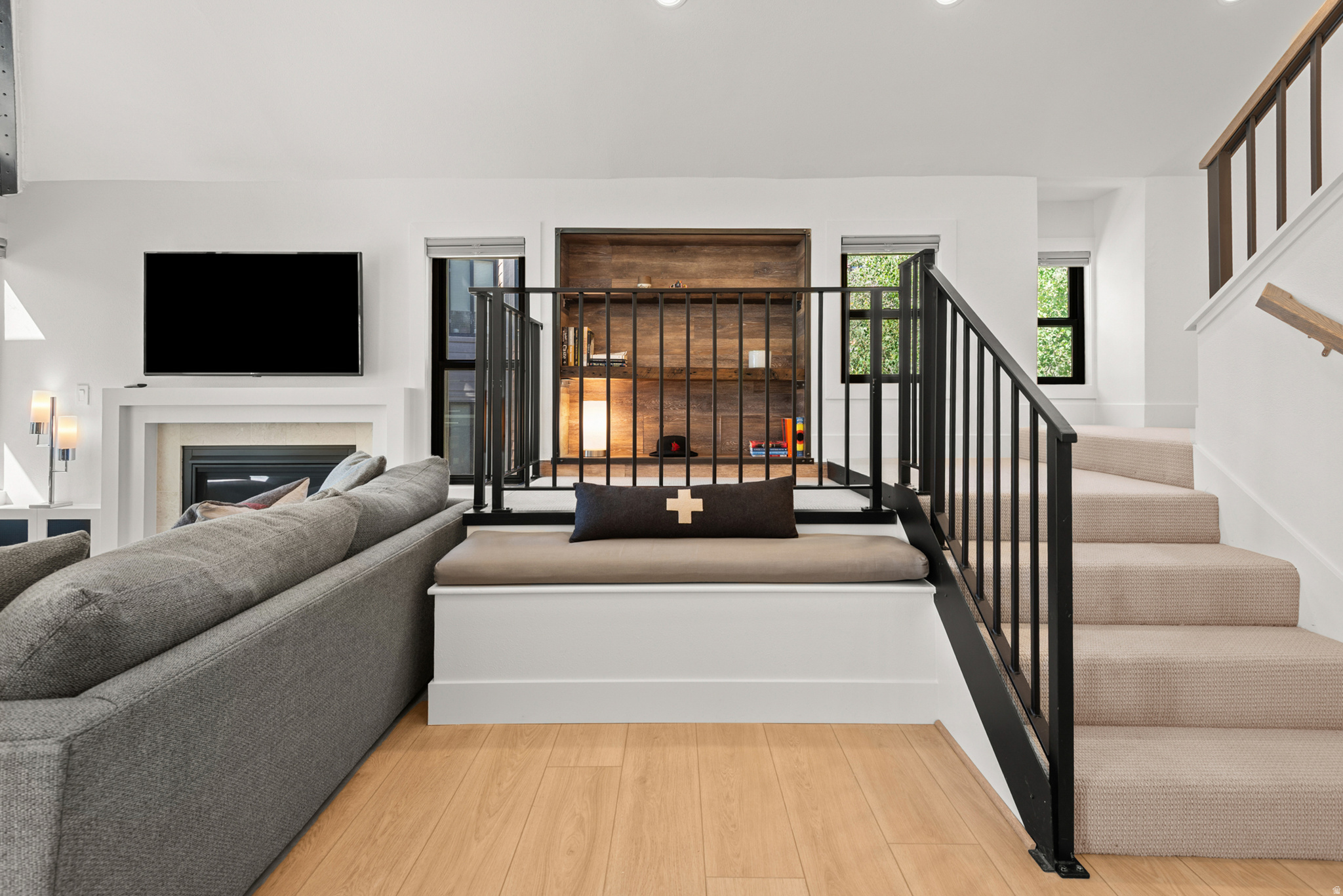 HIDDEN CREEK - Residential