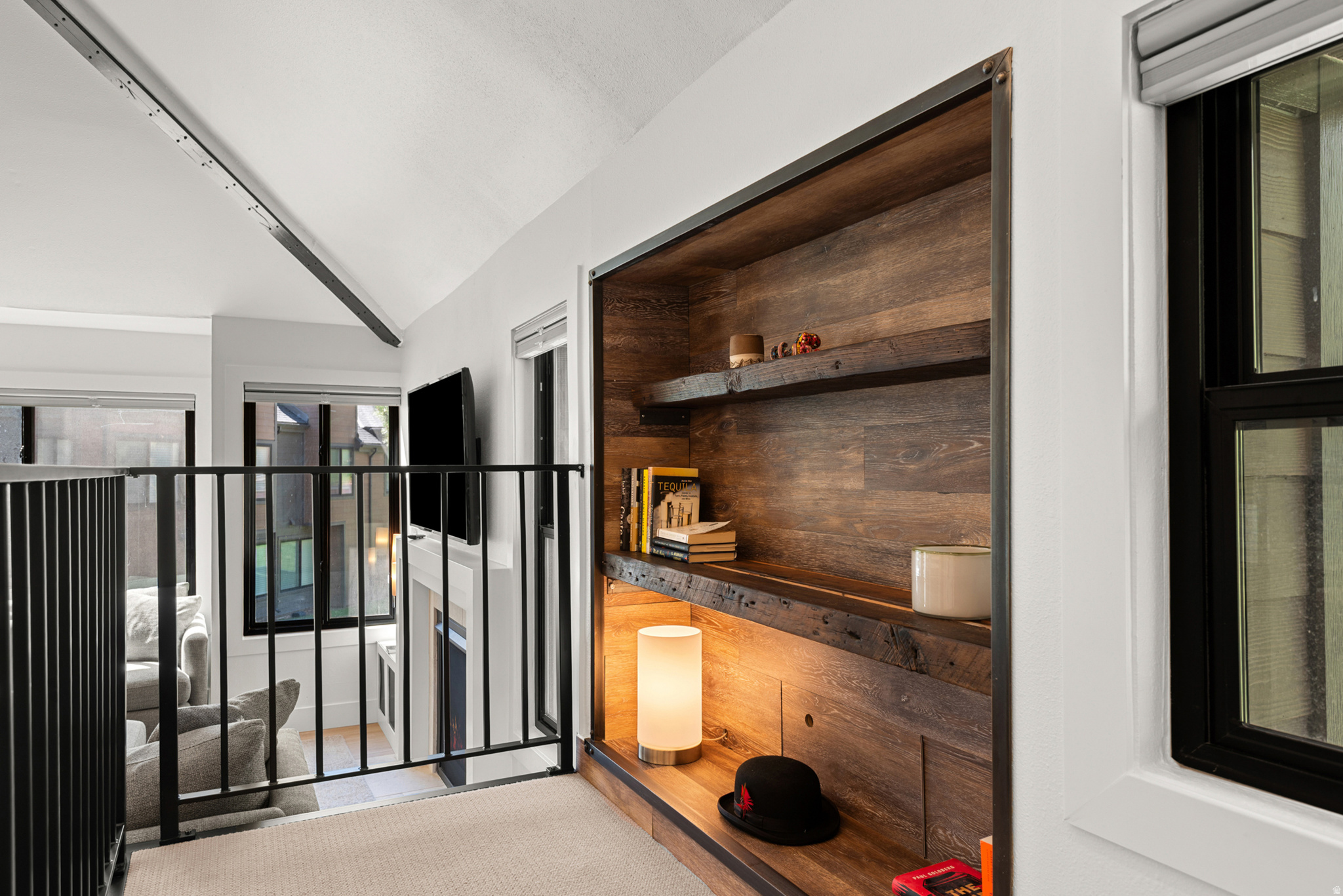 HIDDEN CREEK - Residential