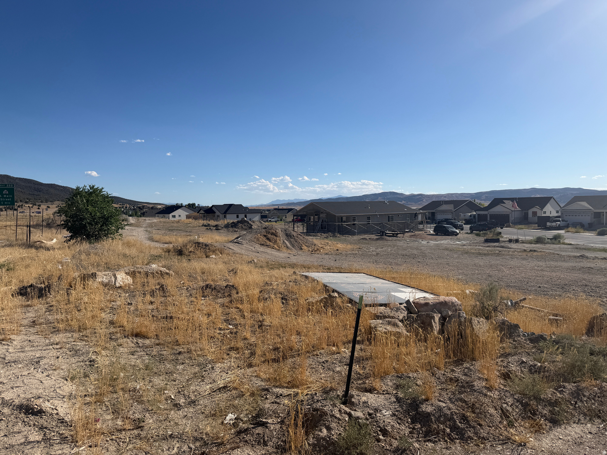 JAMESTOWNE SUBDIVISION - Land