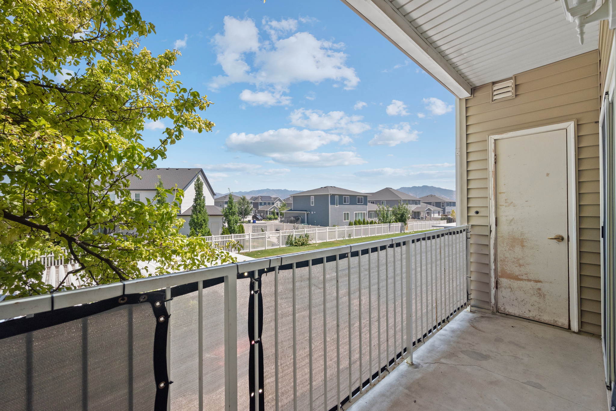 RIVER RUN CONDO PH 6 - Residential