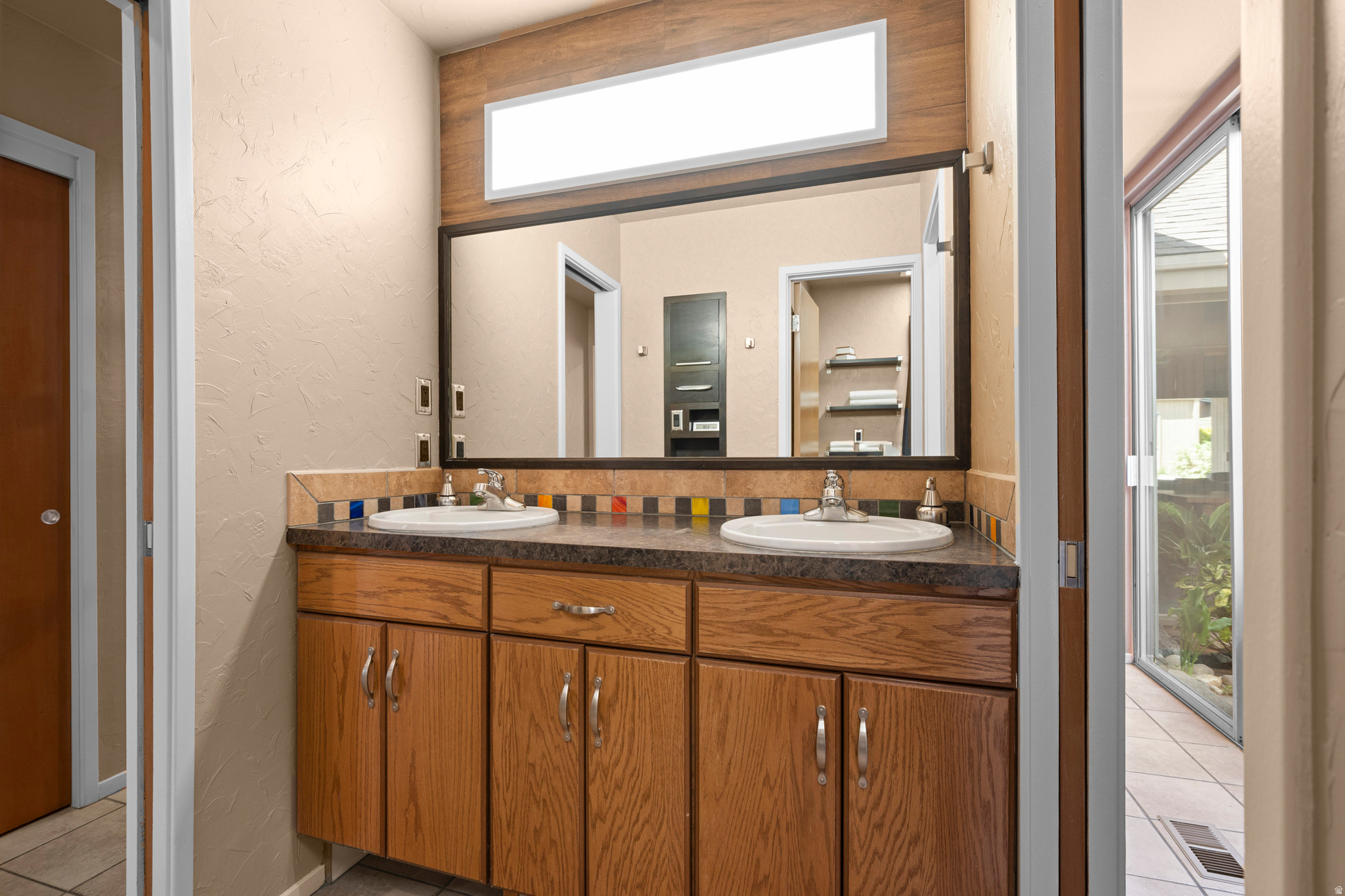 SHERWOOD HIL - Residential