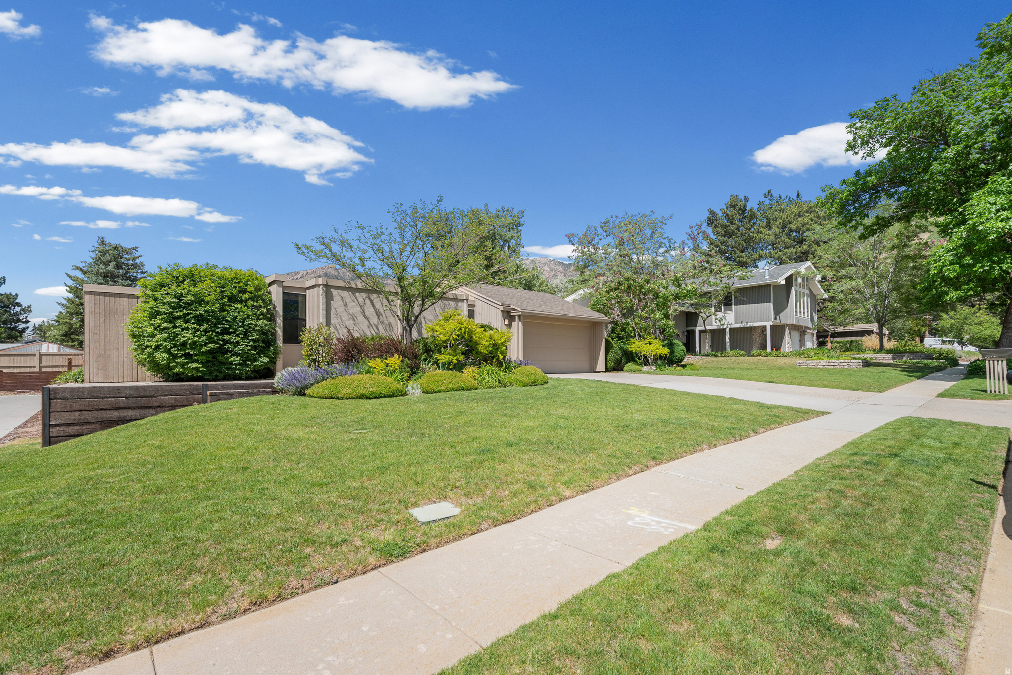 SHERWOOD HIL - Residential