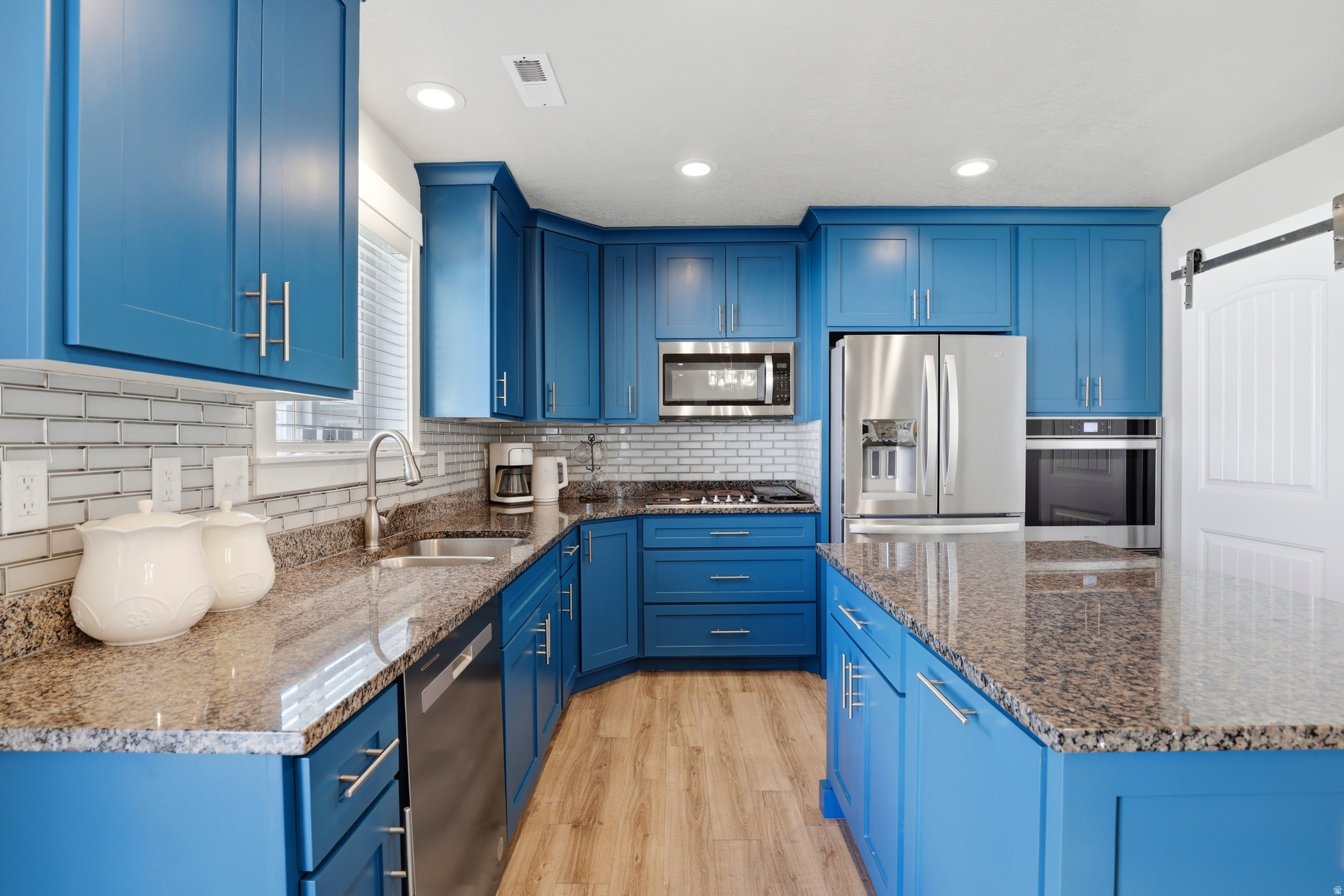 NORTHVIEW - Residential
