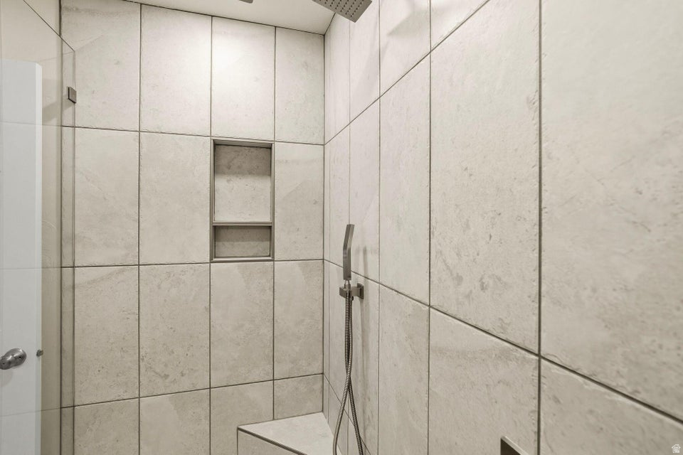 RED CANYON TH 1 - Residential