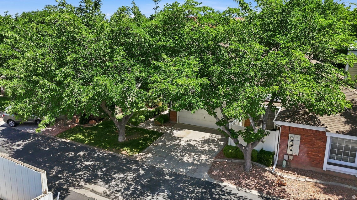 RED CANYON TH 1 - Residential