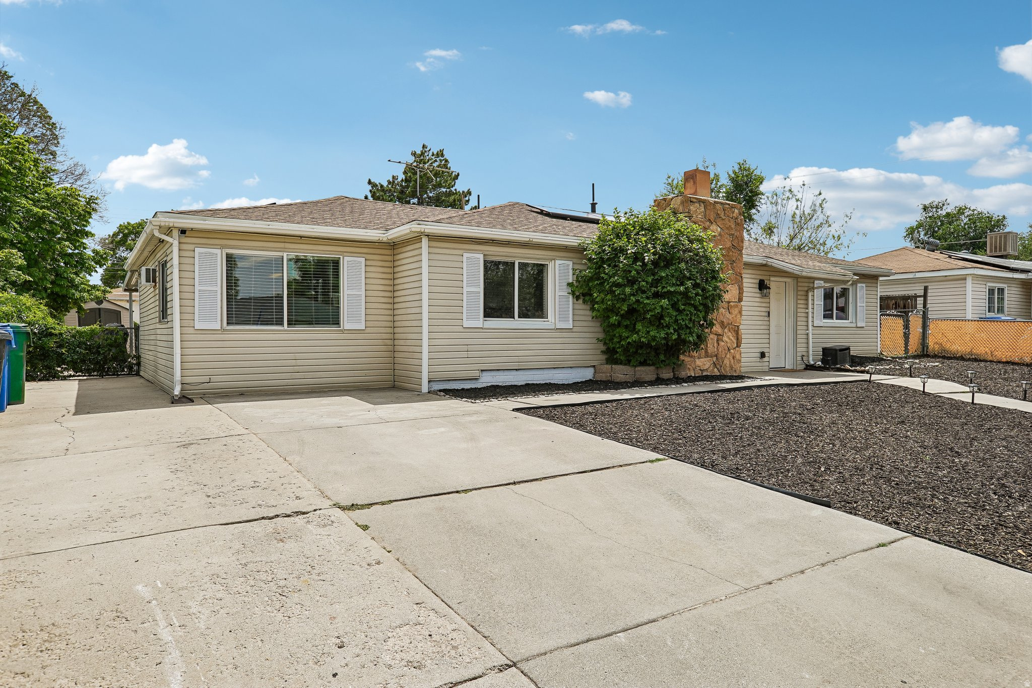 HOFFMAN HEIGHTS - Residential