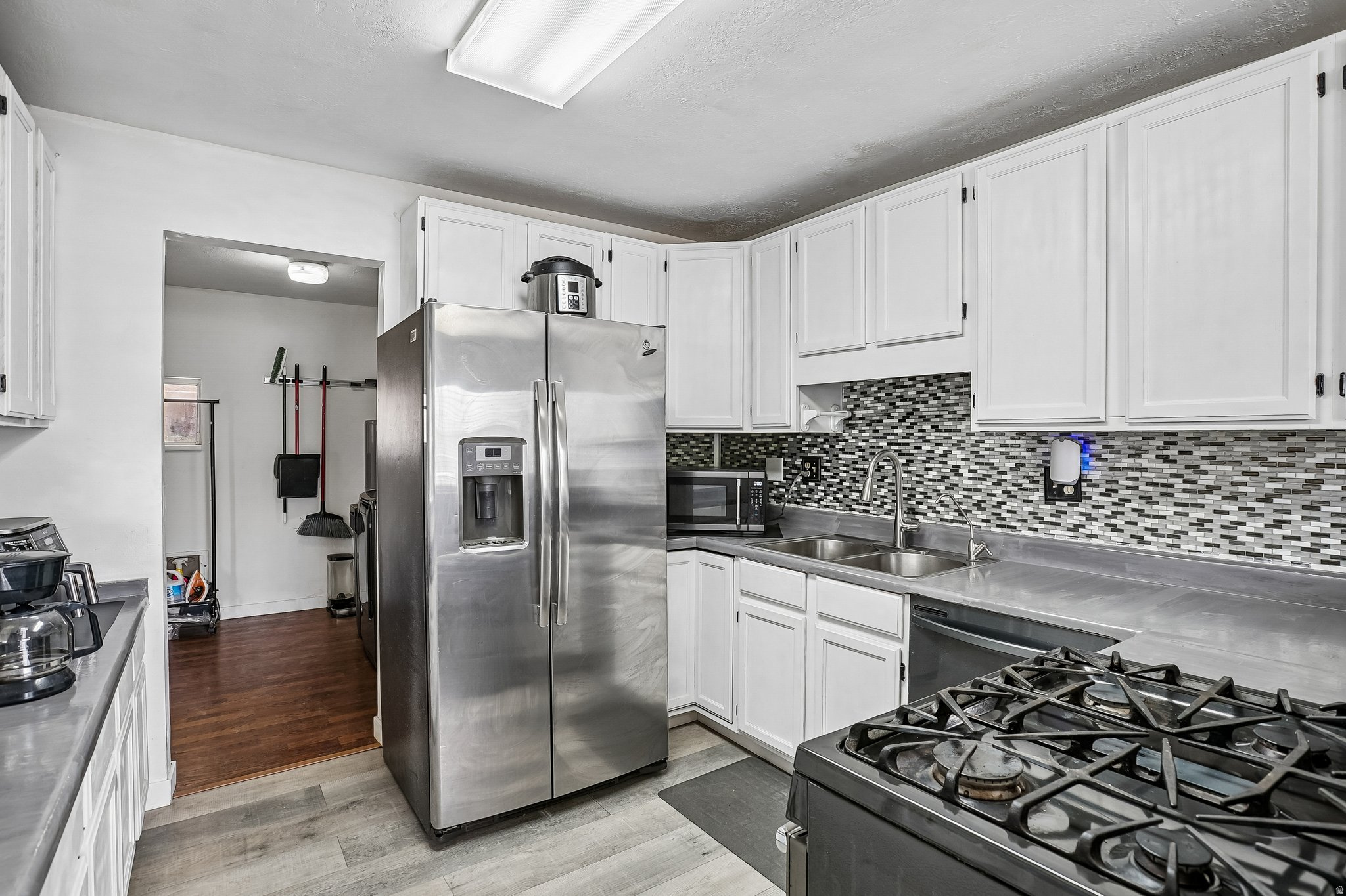 HOFFMAN HEIGHTS - Residential