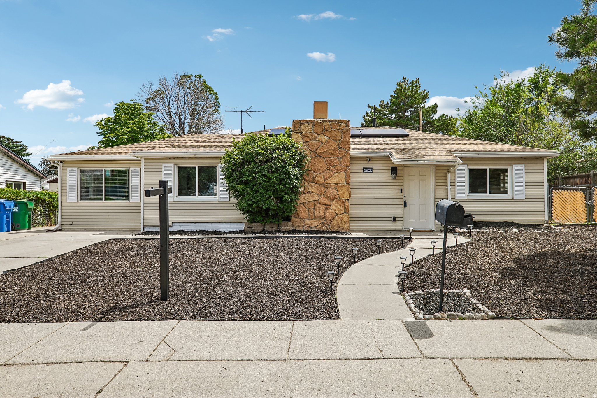 HOFFMAN HEIGHTS - Residential