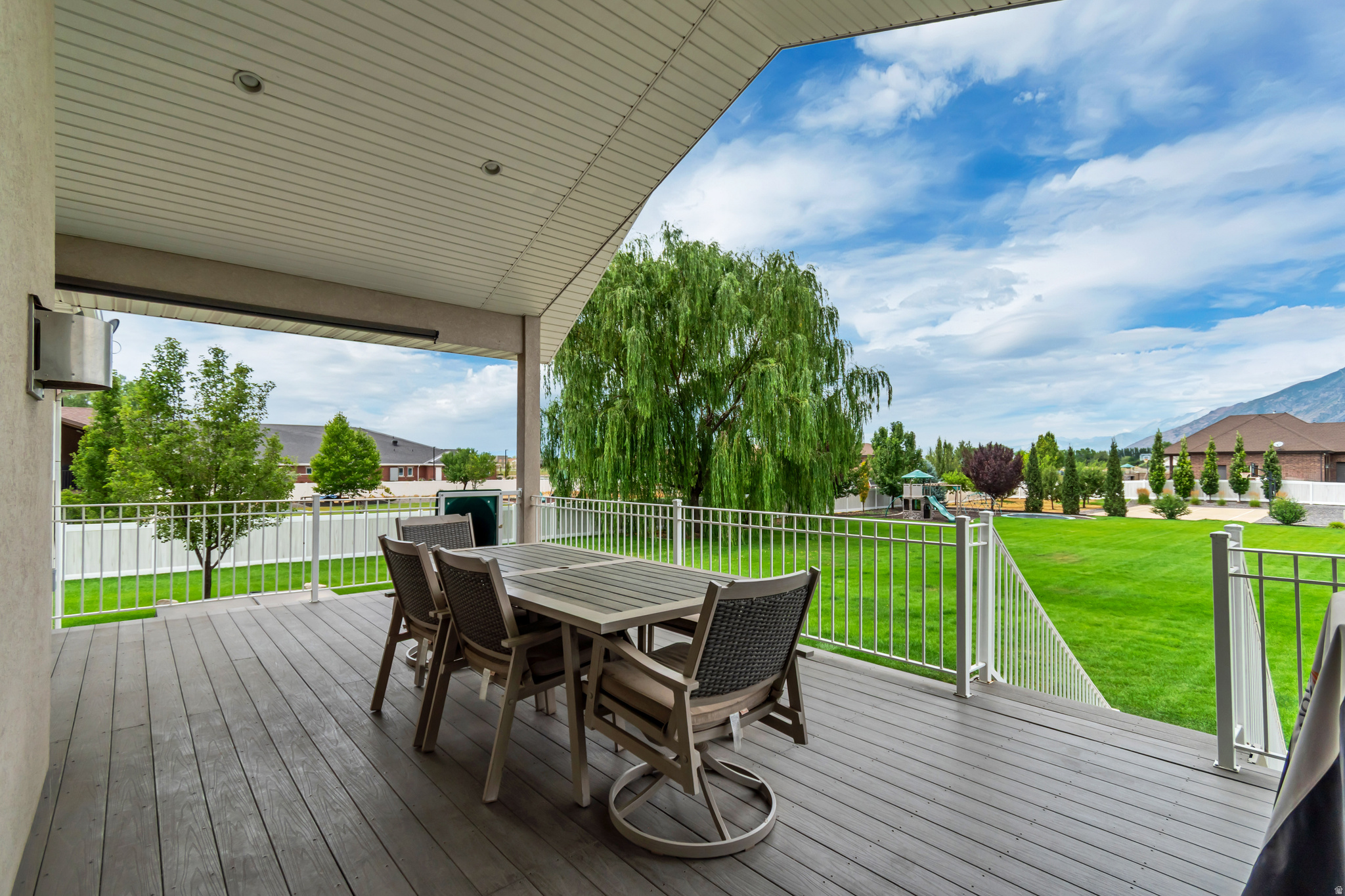 MISTY MEADOWS - Residential