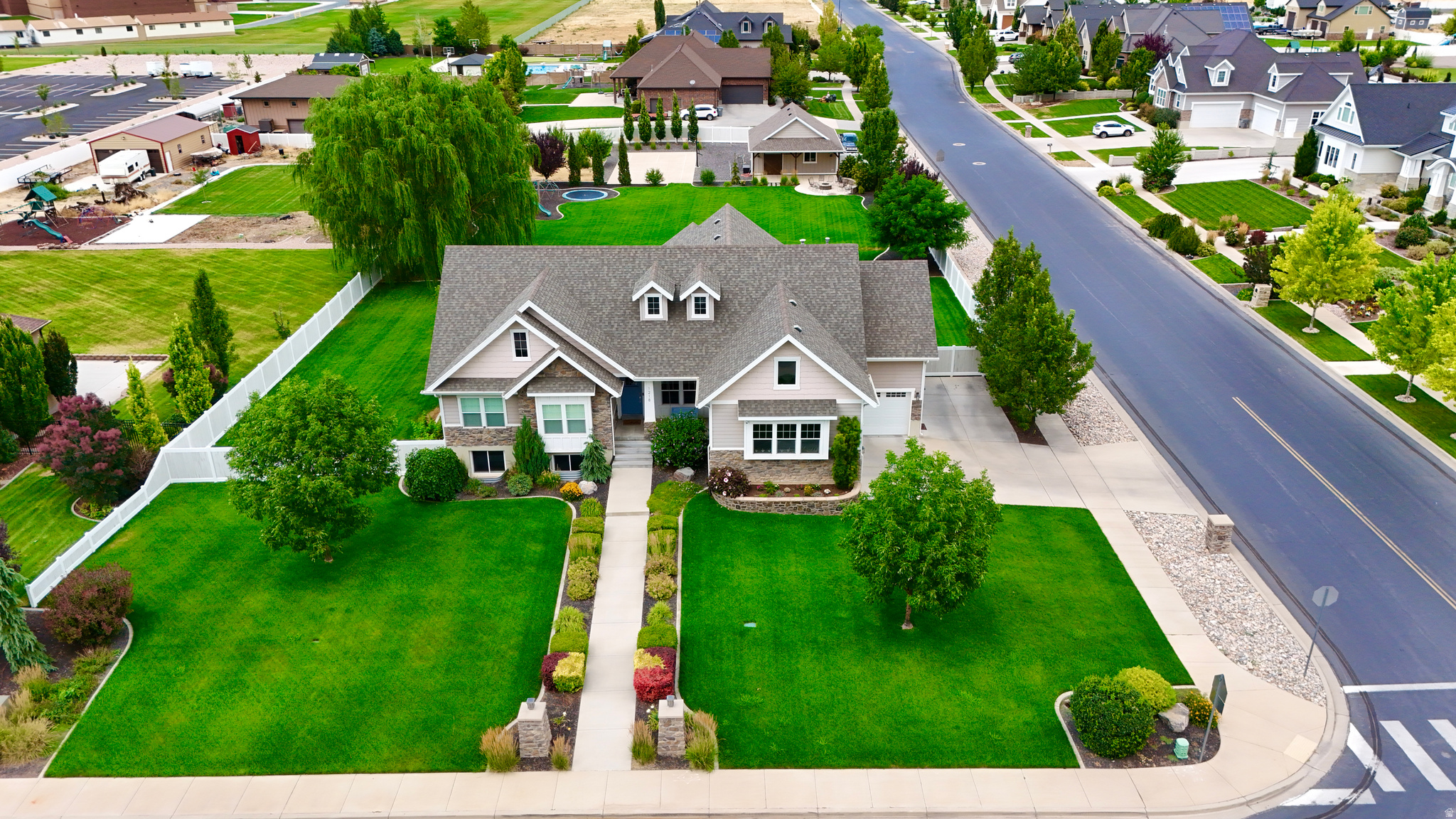 MISTY MEADOWS - Residential