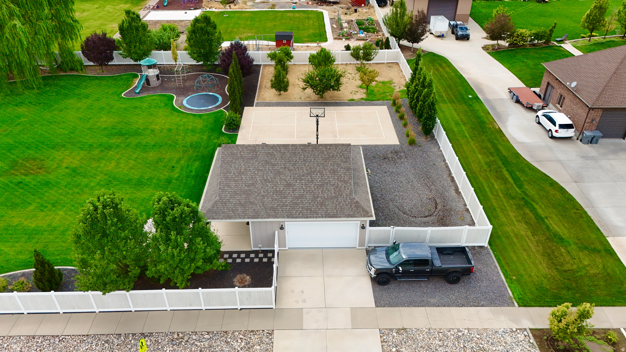 MISTY MEADOWS - Residential