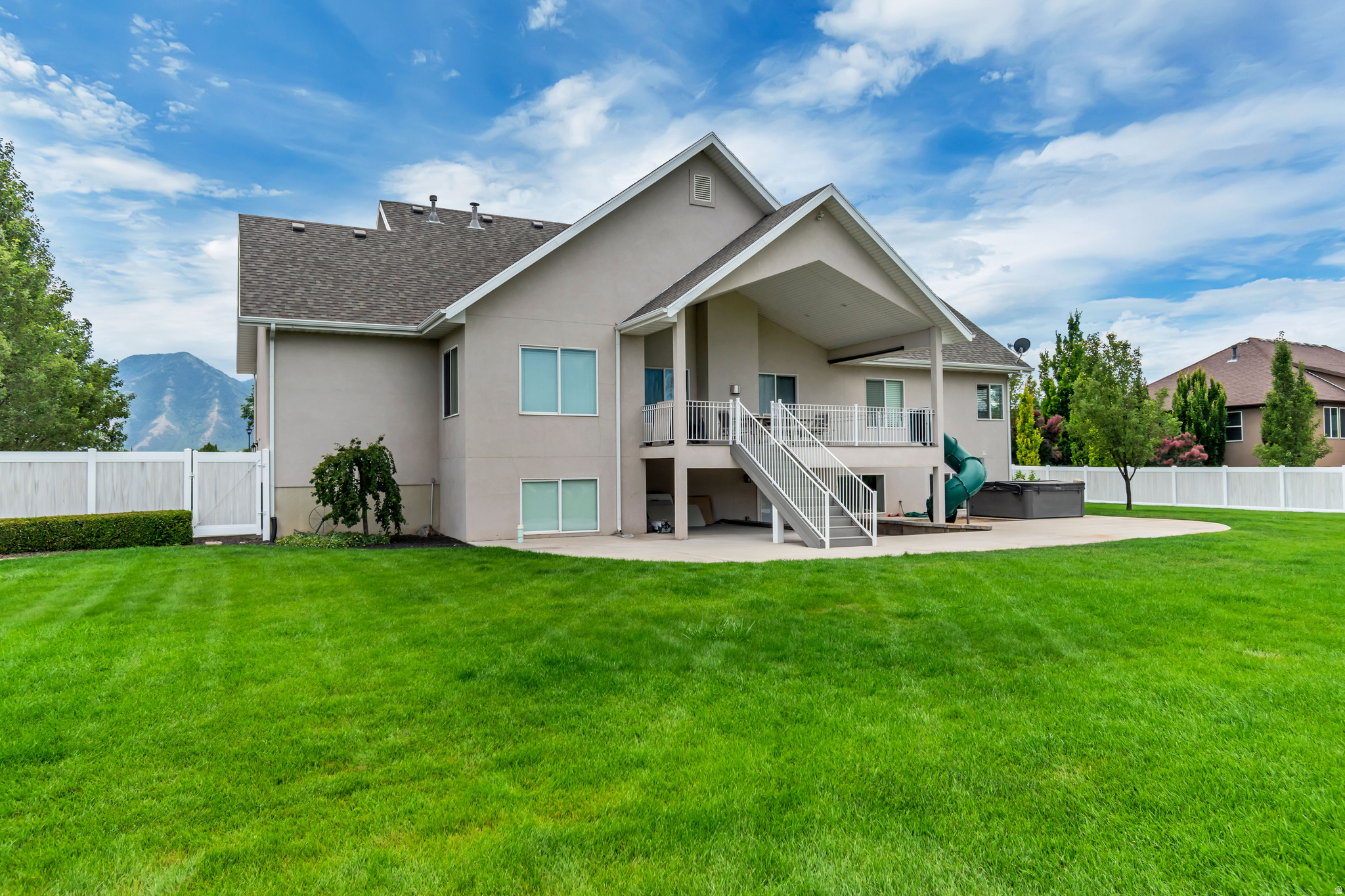 MISTY MEADOWS - Residential