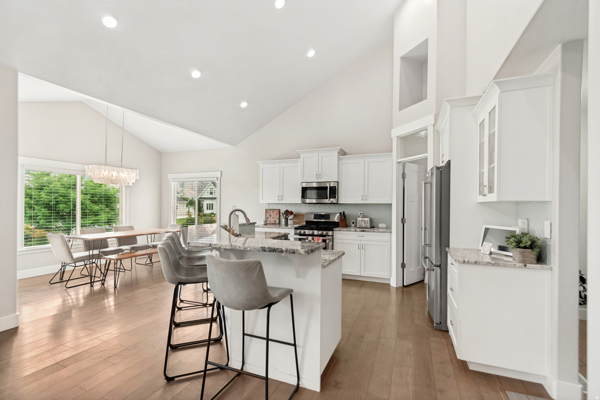 MISTY MEADOWS - Residential