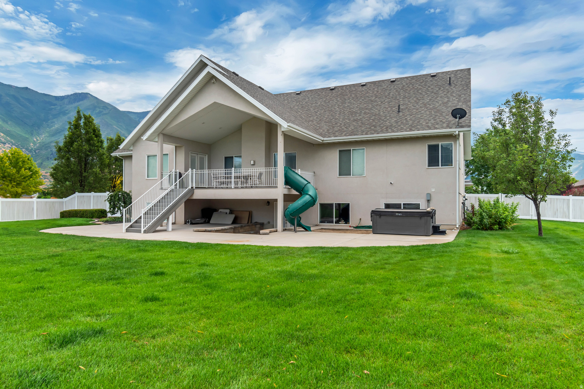 MISTY MEADOWS - Residential