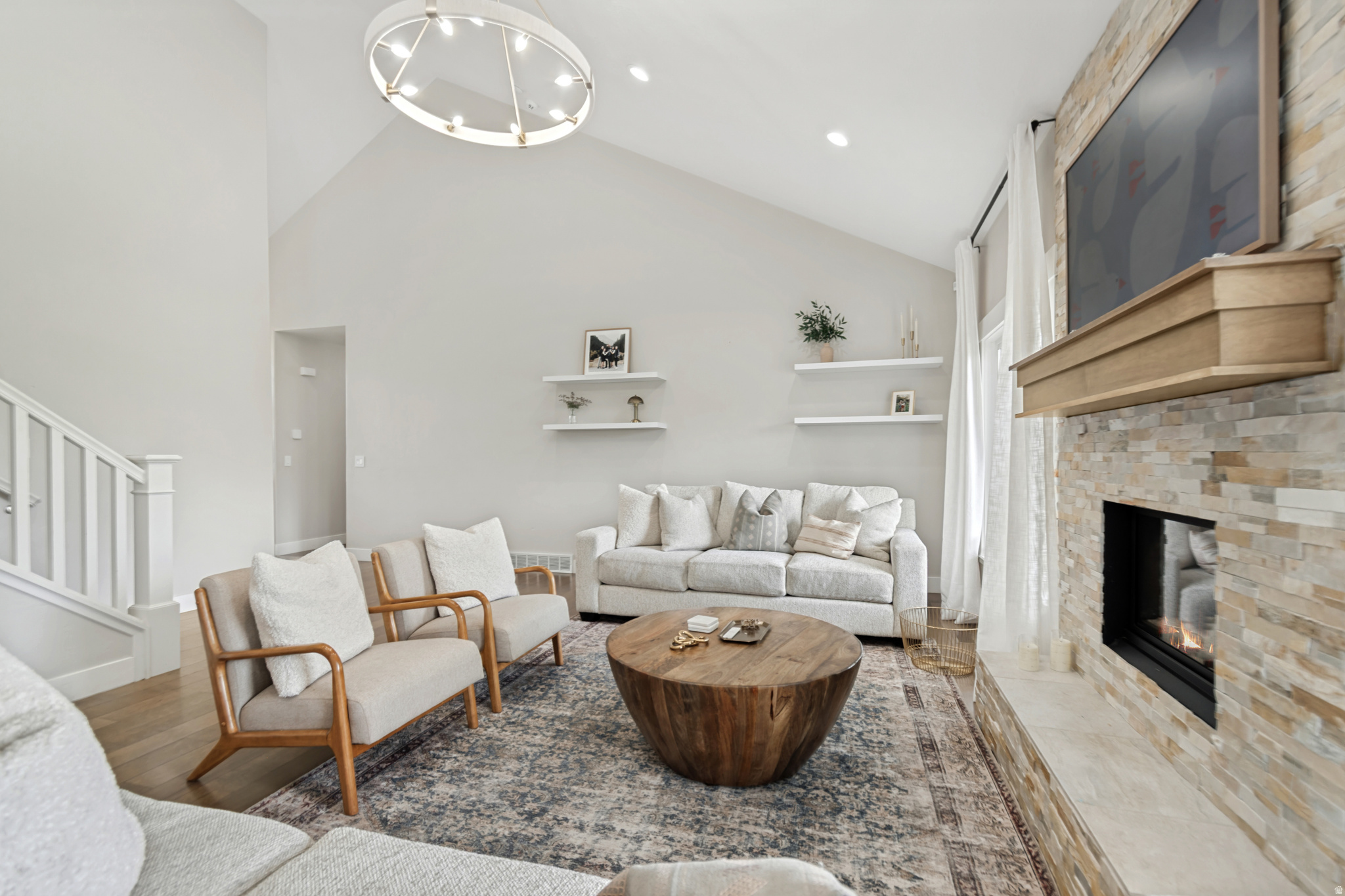 MISTY MEADOWS - Residential