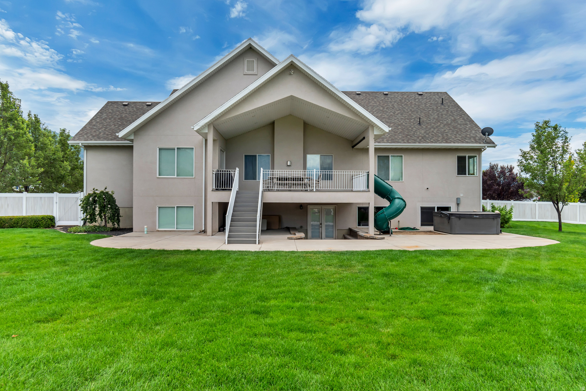 MISTY MEADOWS - Residential