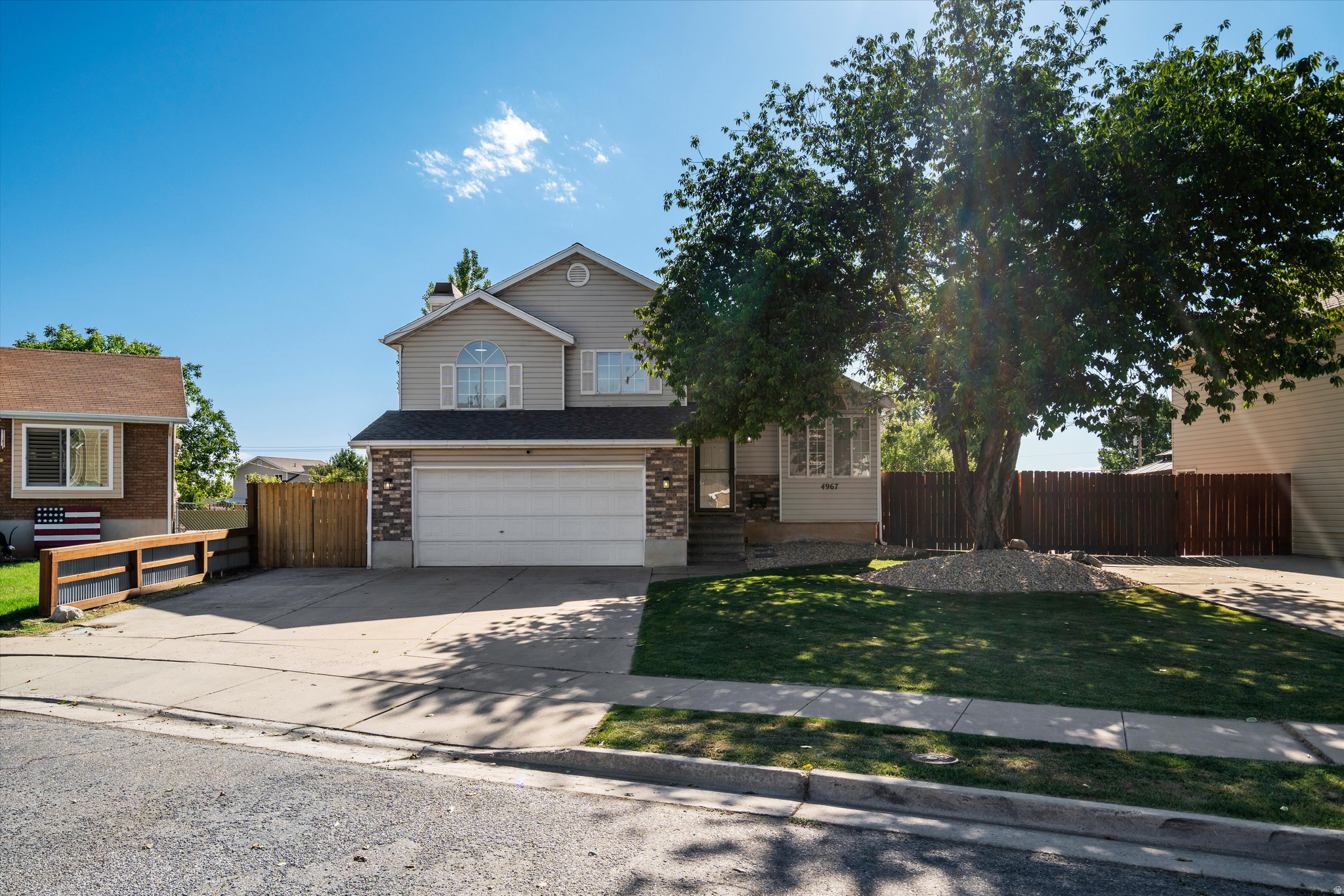 SPRINGBROOK - Residential