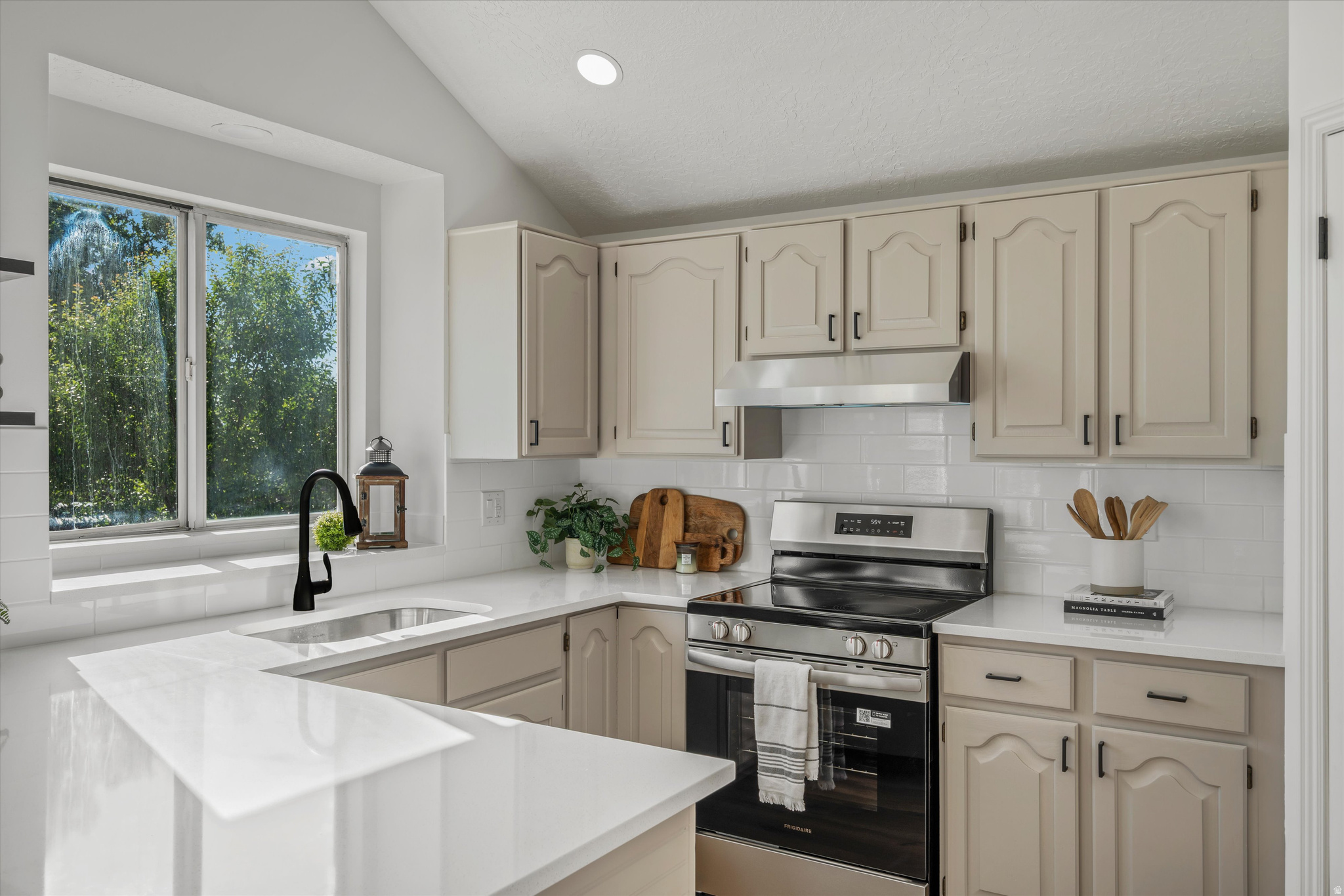 SPRINGBROOK - Residential