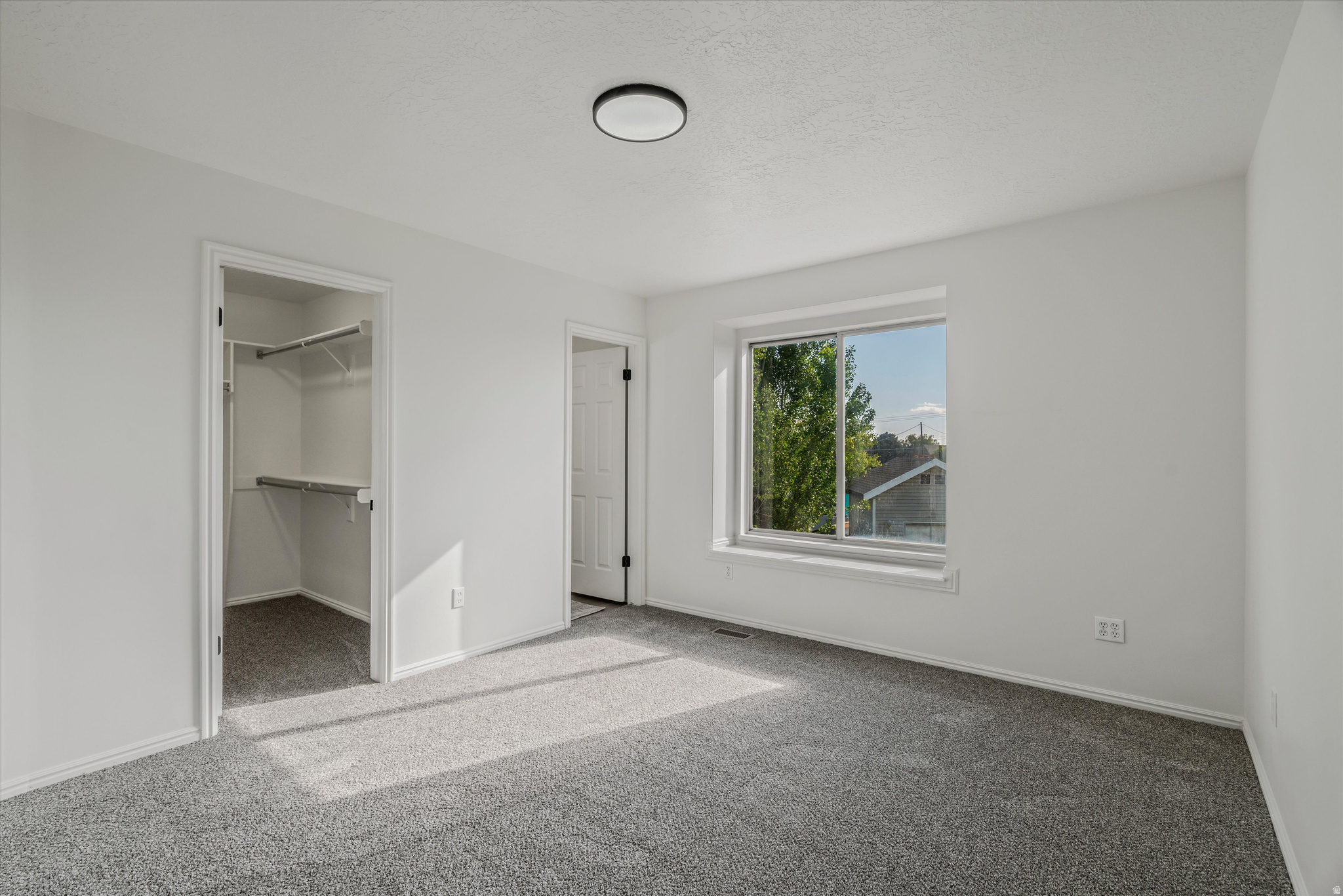 SPRINGBROOK - Residential