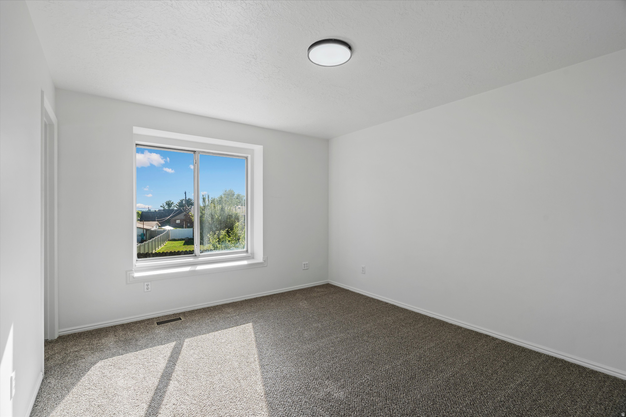 SPRINGBROOK - Residential