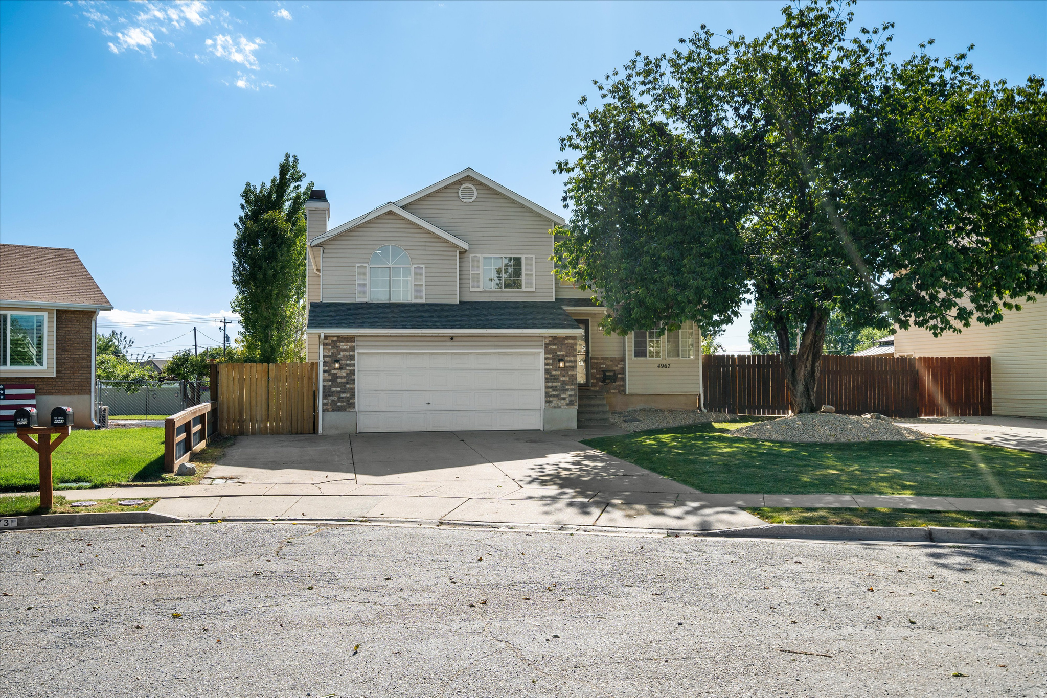 SPRINGBROOK - Residential