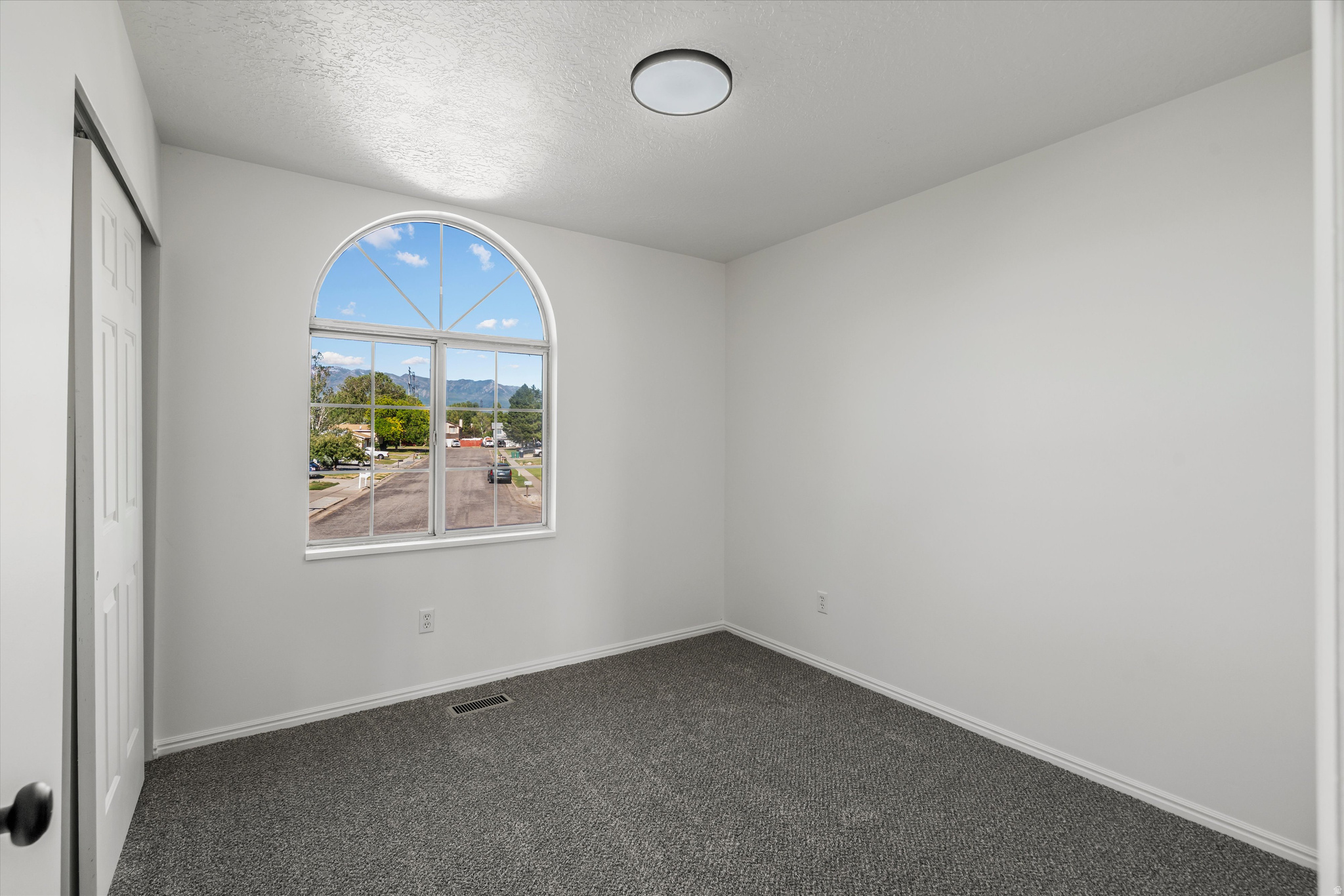 SPRINGBROOK - Residential