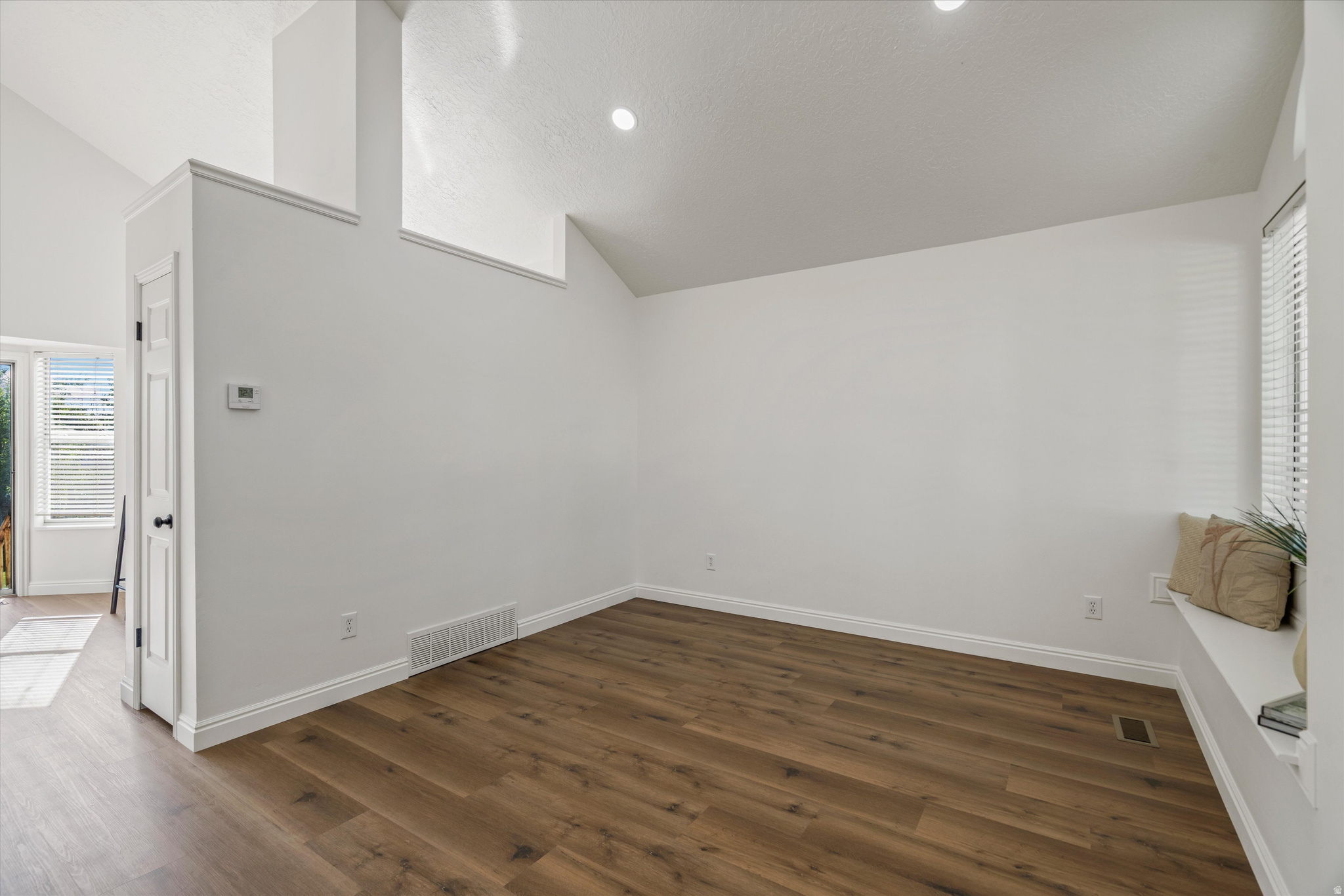 SPRINGBROOK - Residential