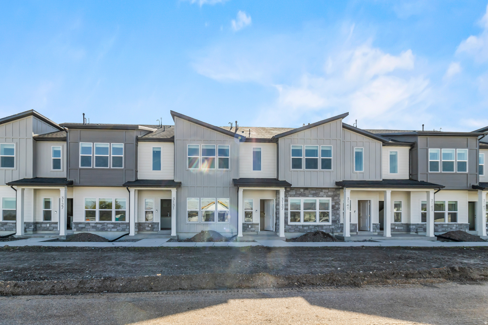 RIDGELINE PARK - Residential