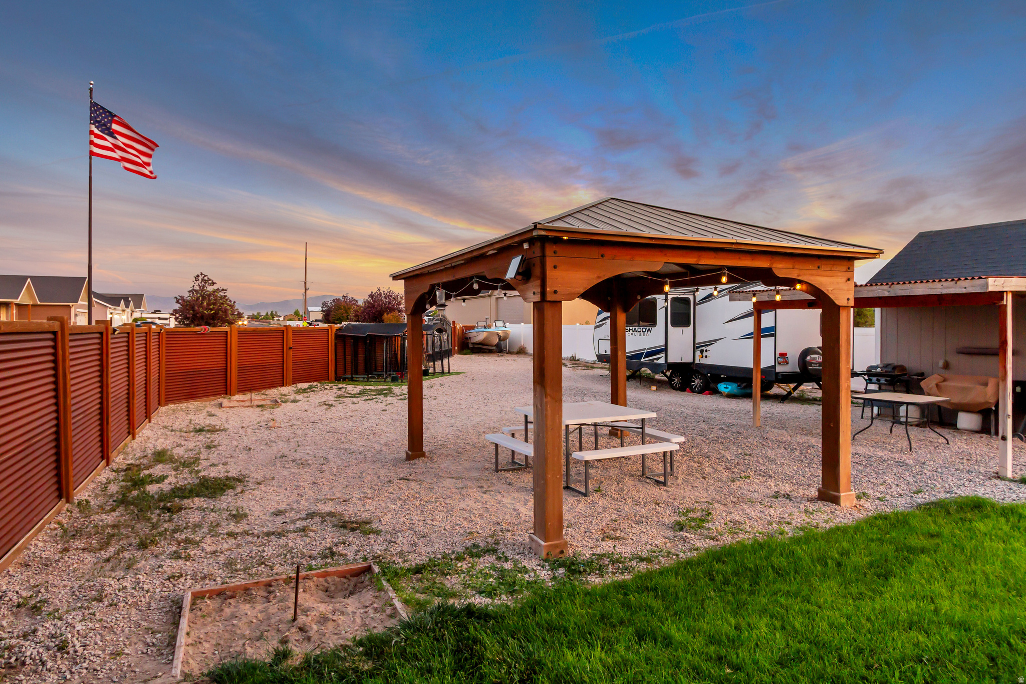 GRANTSVILLE CITY - Residential