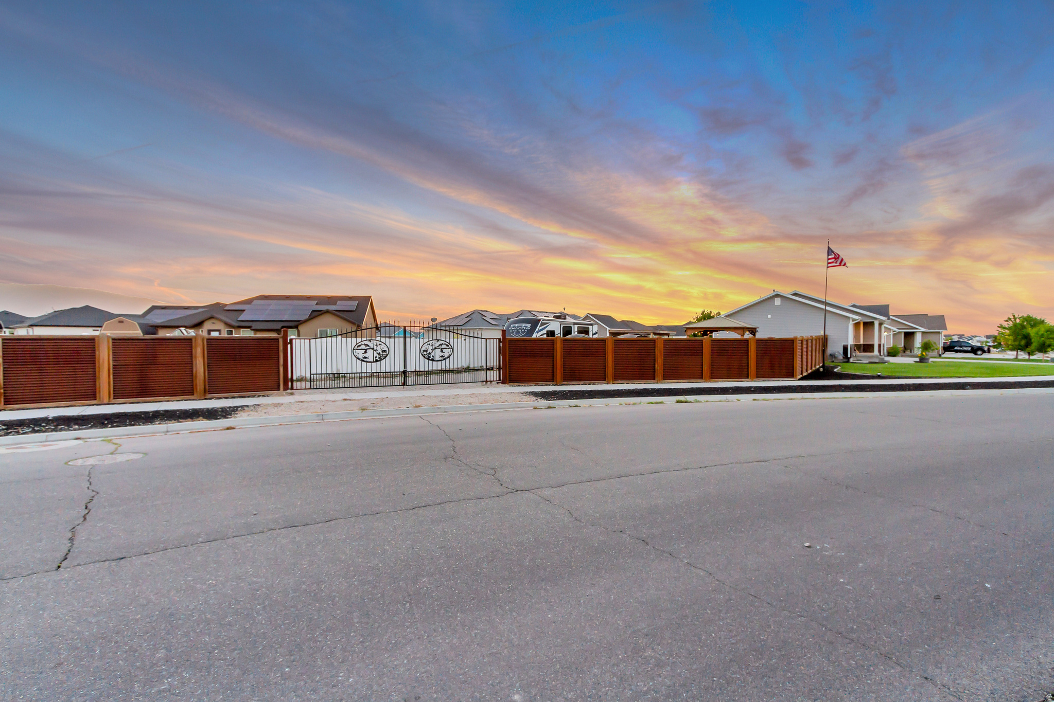 GRANTSVILLE CITY - Residential