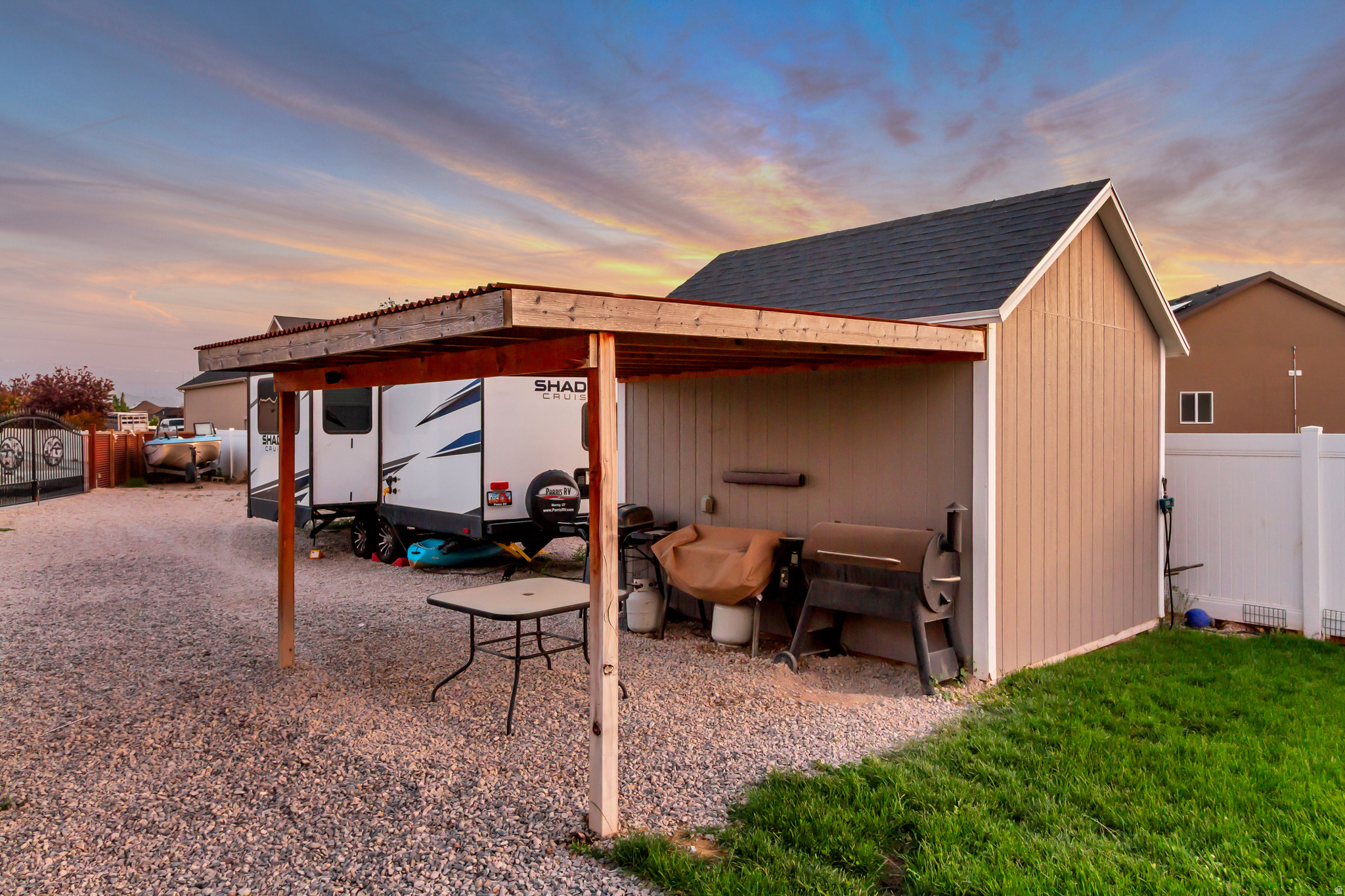 GRANTSVILLE CITY - Residential