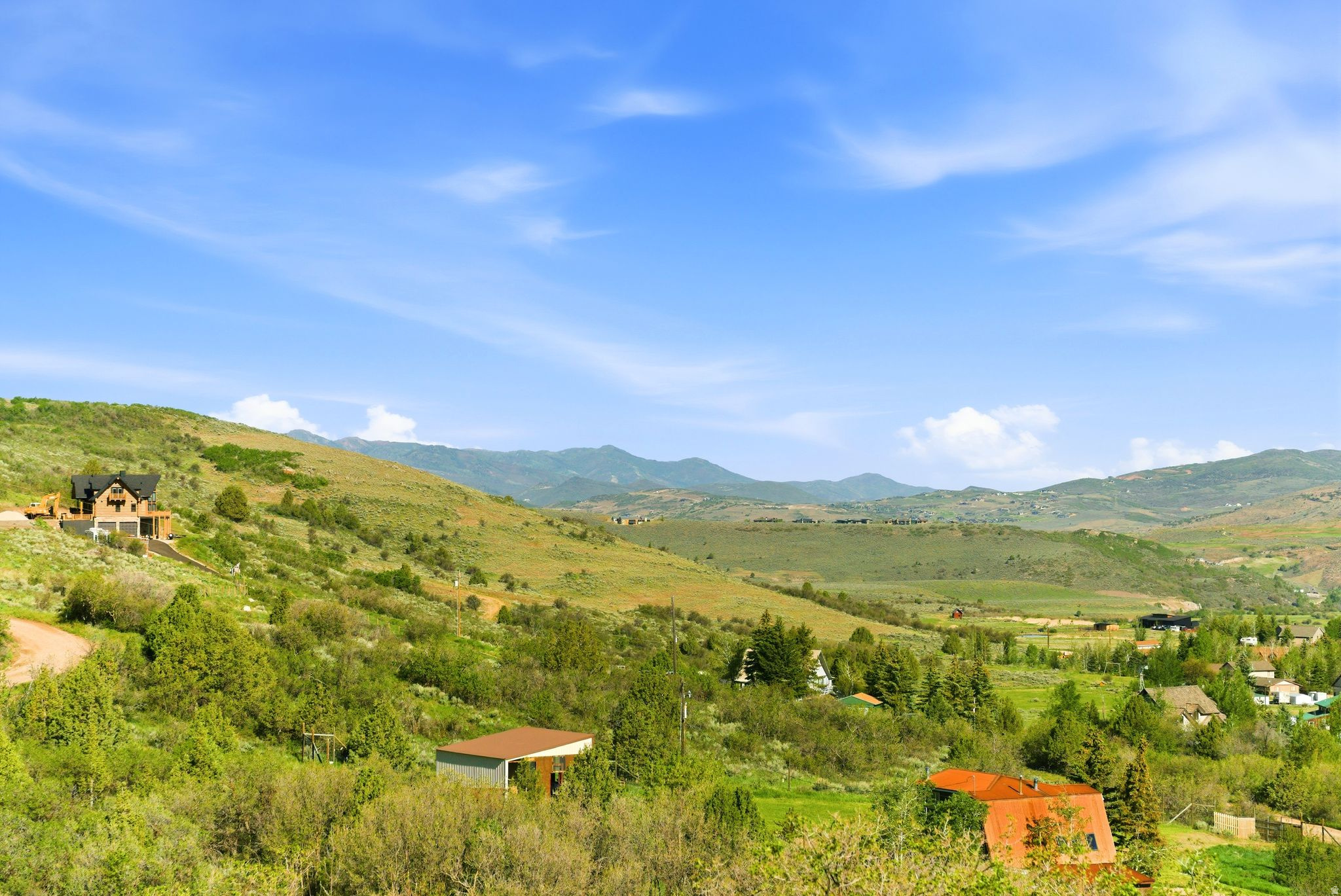 WOODLAND ESTATES - Land