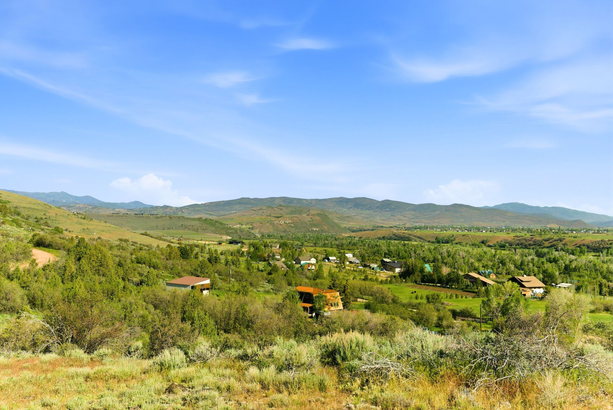 WOODLAND ESTATES - Land