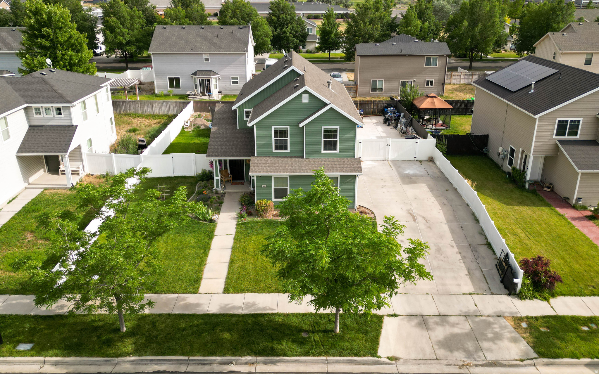 GREEN - Residential