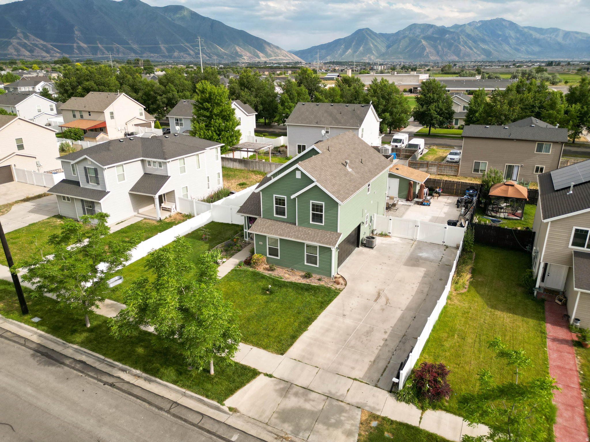 GREEN - Residential