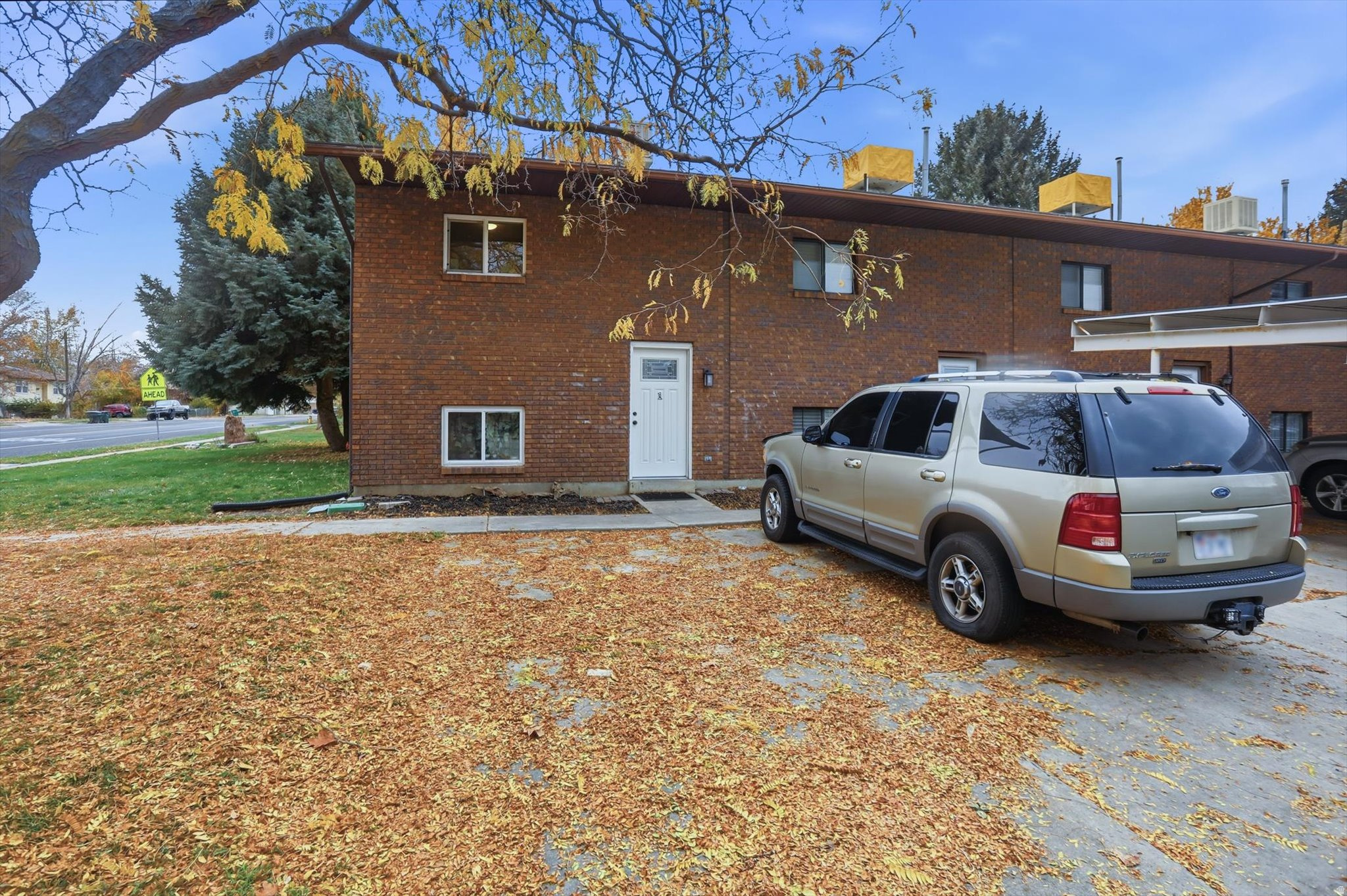 MILL CREEK - Residential