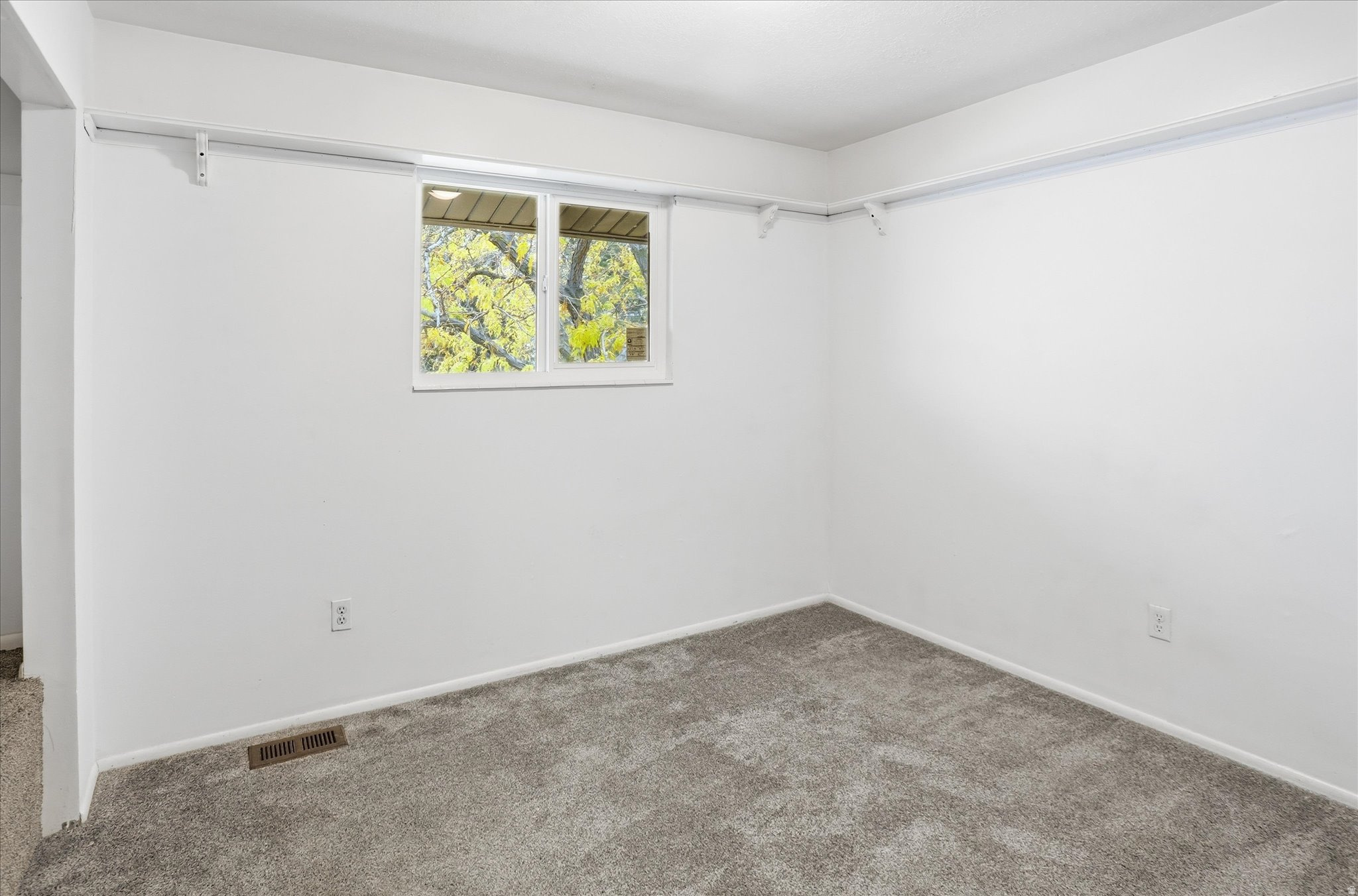 MILL CREEK - Residential