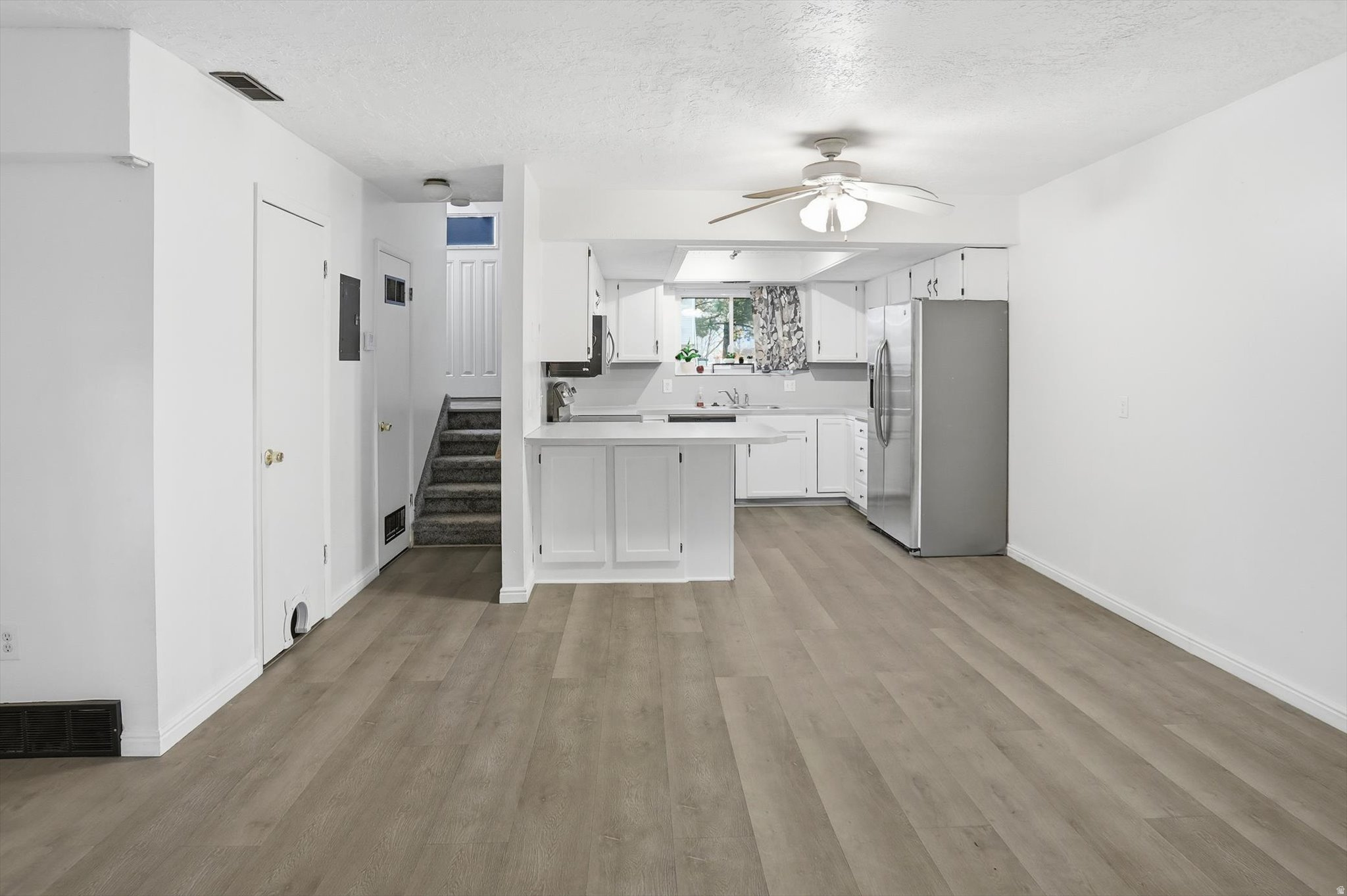MILL CREEK - Residential