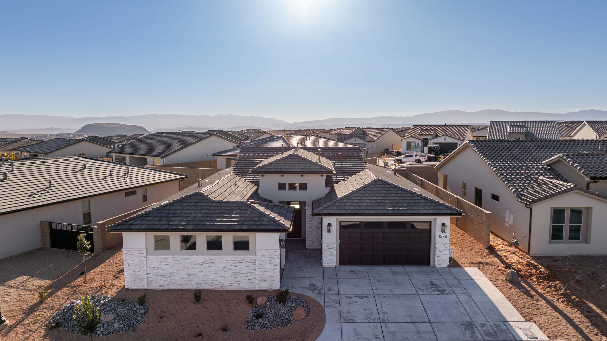 SOLIS - Residential