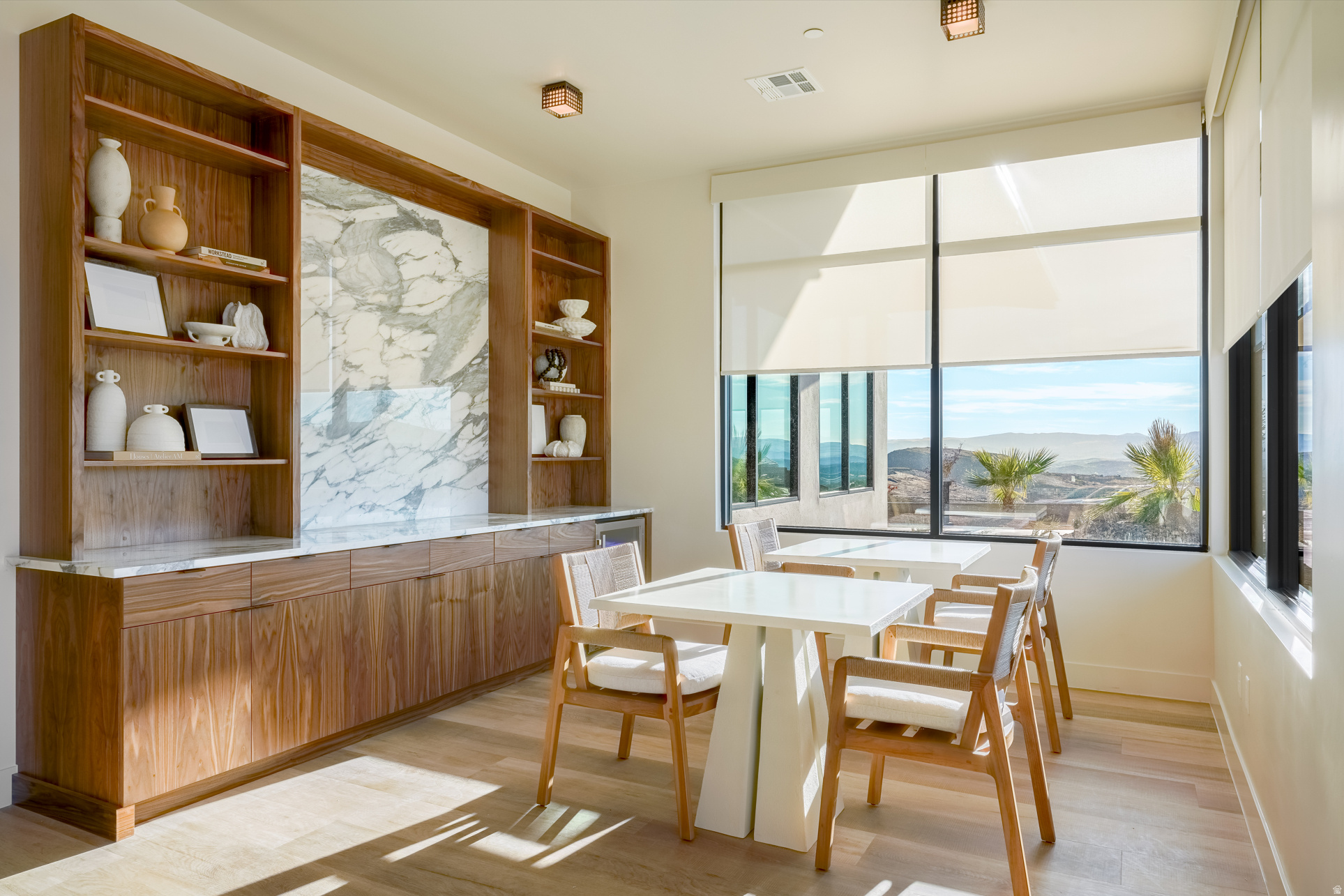 SOLIS - Residential