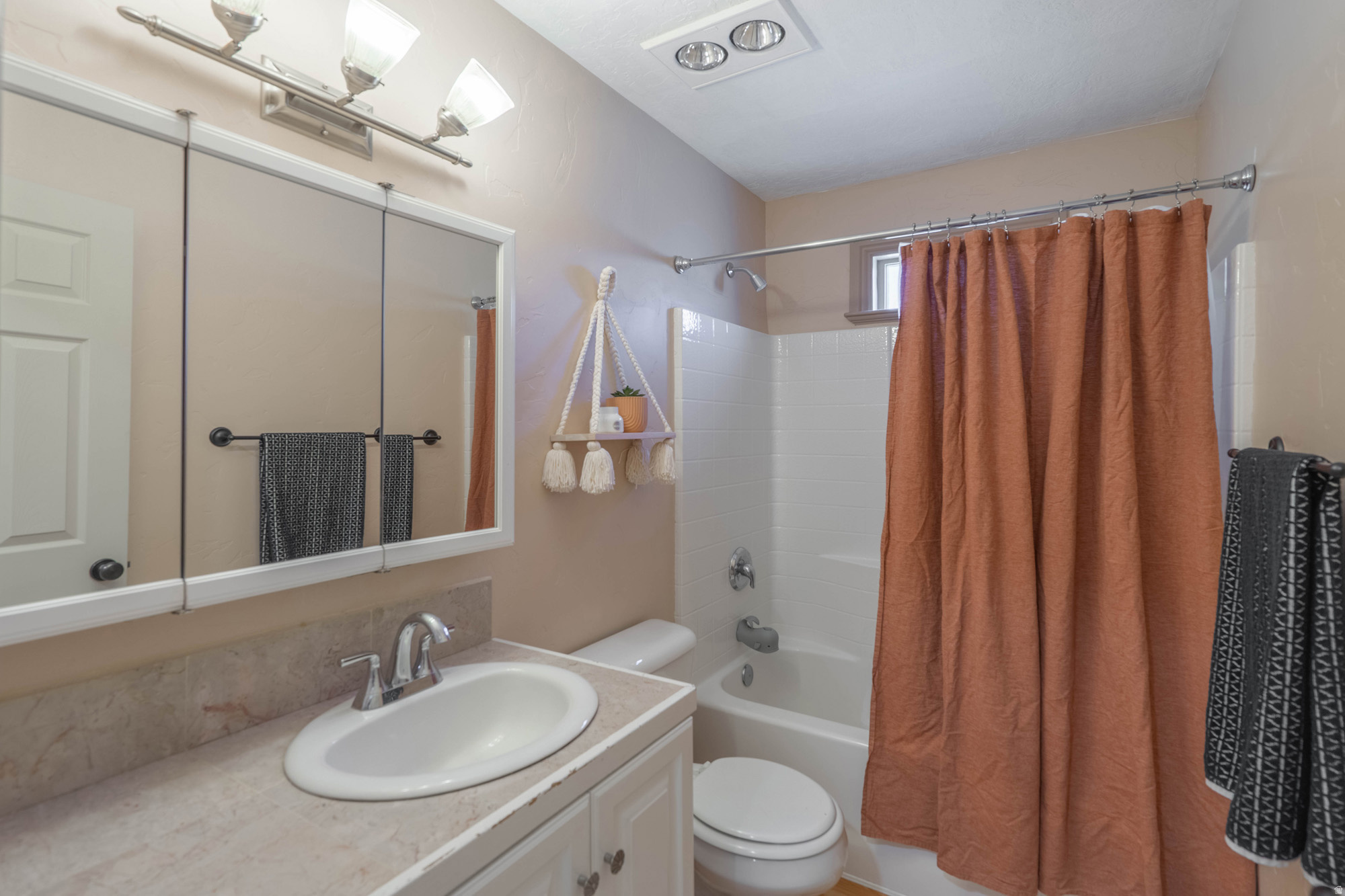 APPLE VALLEY RANCH 2 AMD - Residential