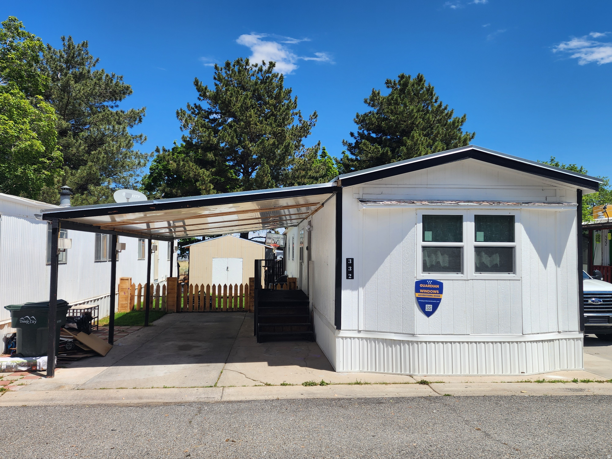 HENWOOD - Residential