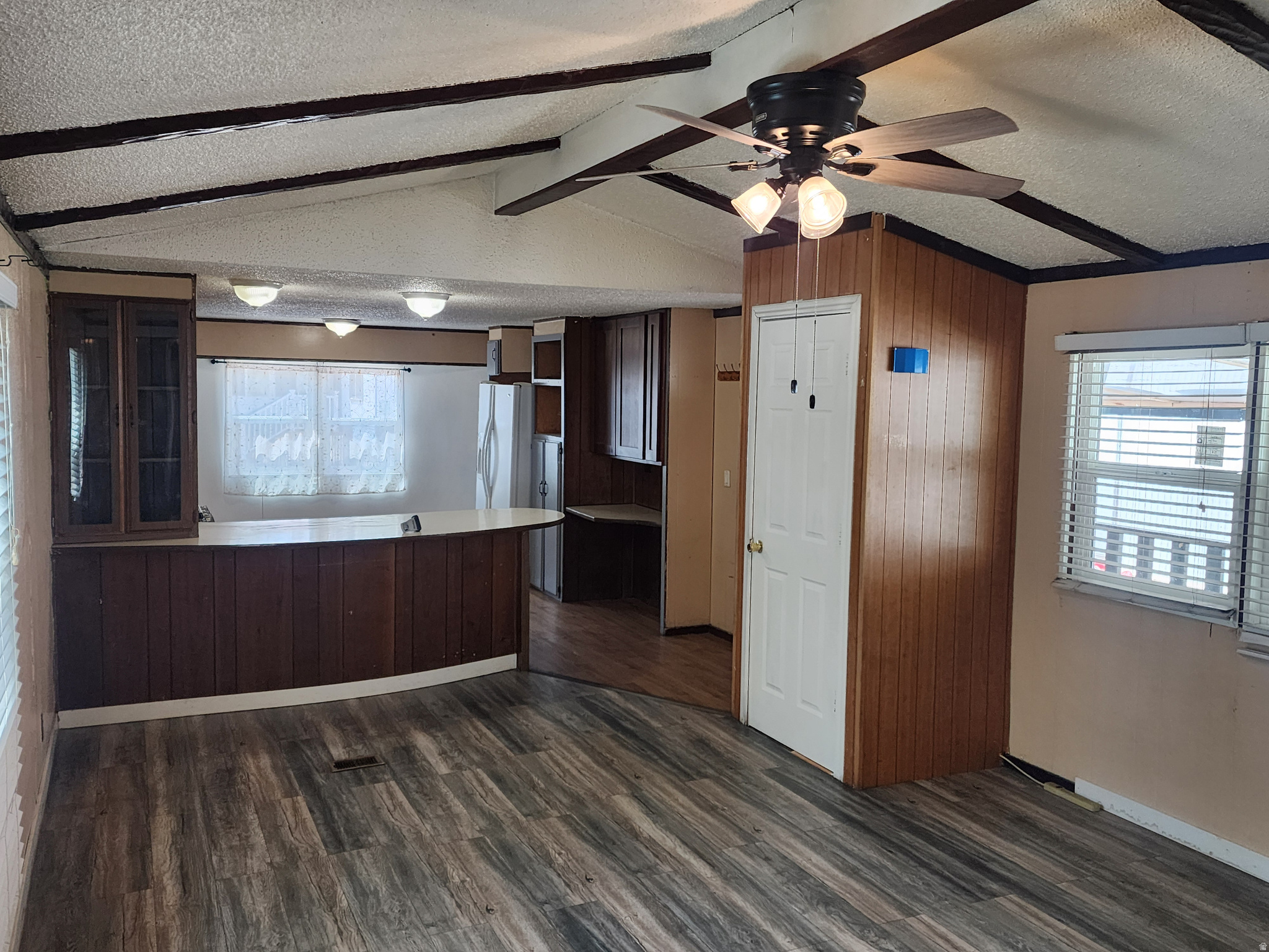 HENWOOD - Residential