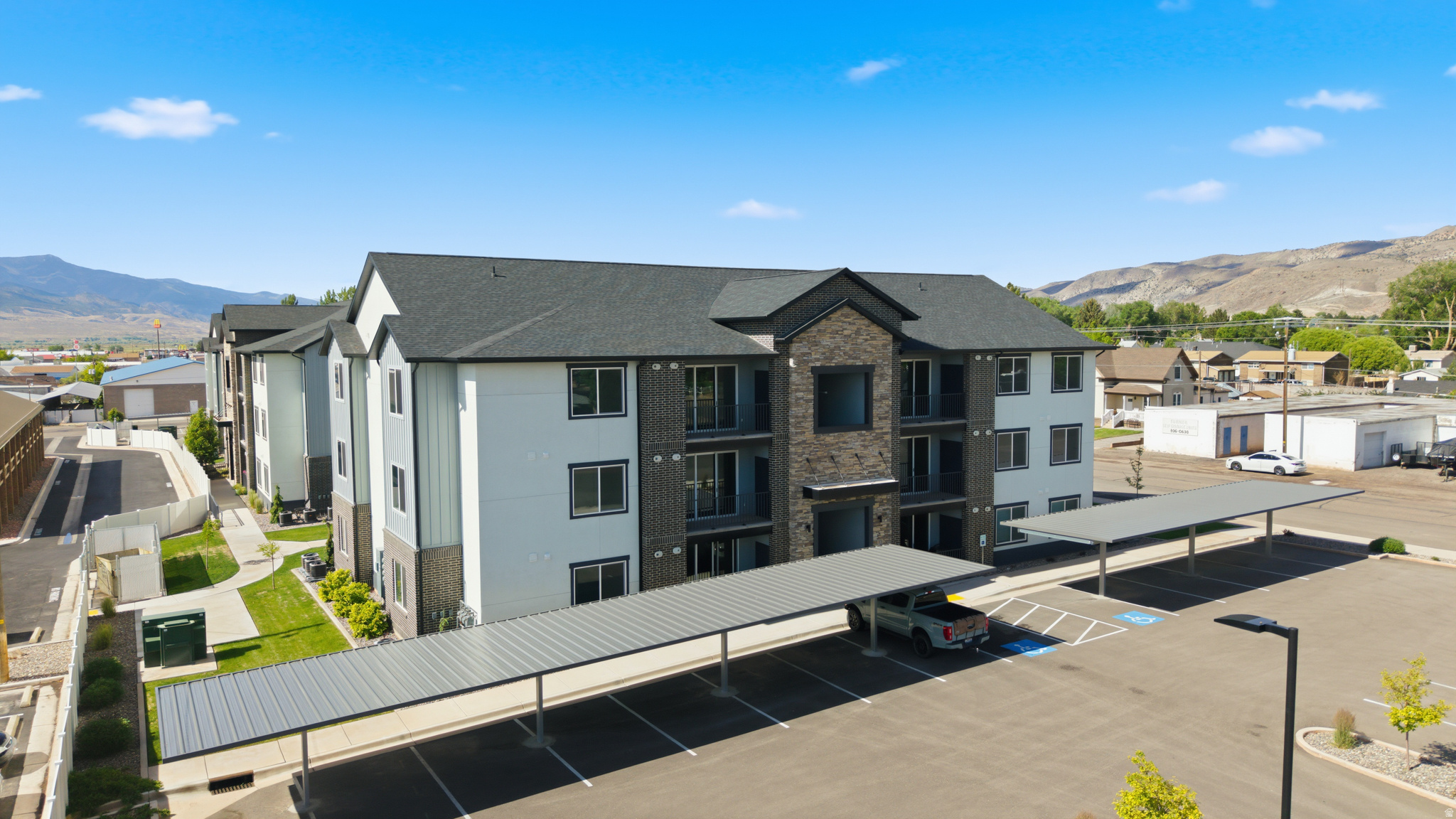 Looking for an affordable place to live that offers high quality construction, thoughtfully designed space and easy access to the lifestyle you haven't been able to find anywhere else?  Castle Rock Condo's will give you the ability to work, play, go to school, recreate and enjoy this phase of your life.  No matter what stage you are in, downsizing and want to keep it simple, just jumping into your first purchase, or in a transition and need the property that will make it possible to shift without wasting money  - don't pass this up.  Maybe you are wanting an investment property? This is your chance!!  Includes stainless steel appliances (range, dishwasher, fridge and microwave) Best internet available in the market - fiber-optics entertainment package (included with HOA) Beautifully landscaped with common areas for gathering, BBQ etc. Covered and open parking is there for each unit. Schedule your private tour today and secure your opportunity to own one of these exceptional residences.