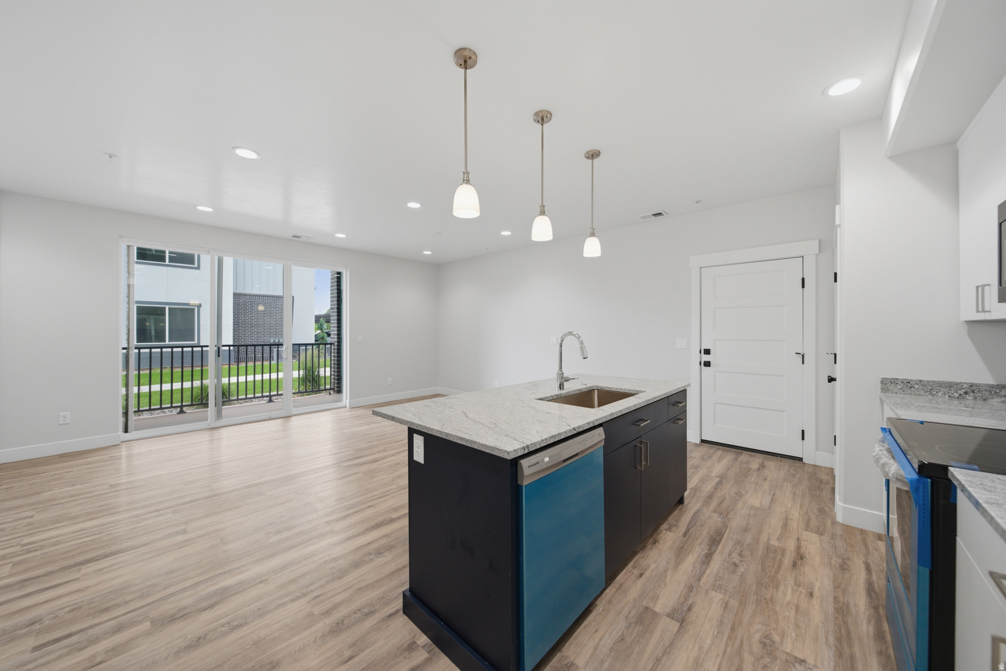 CASTLE ROCK - Residential