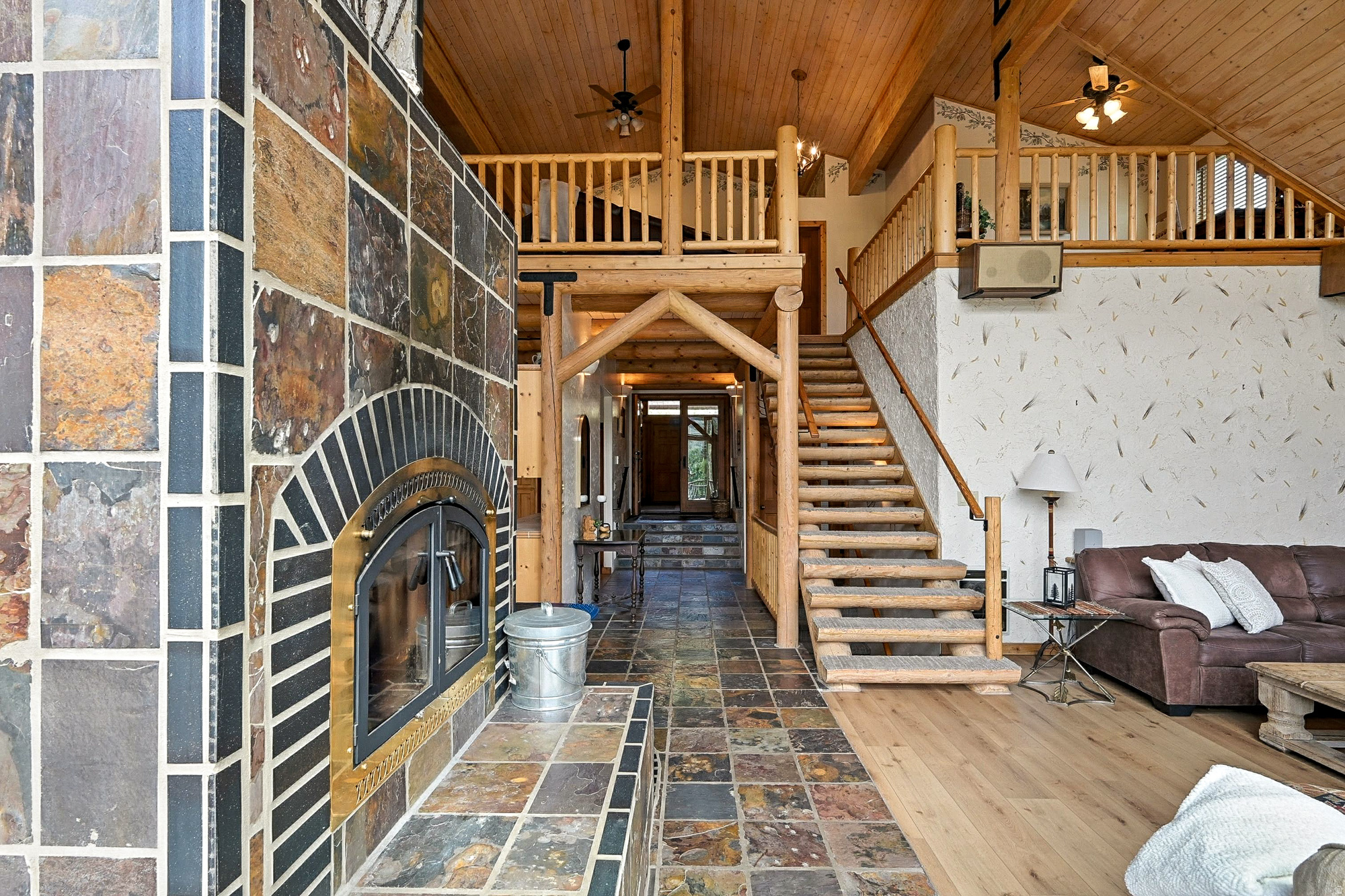 WOODBRIDGE - Residential