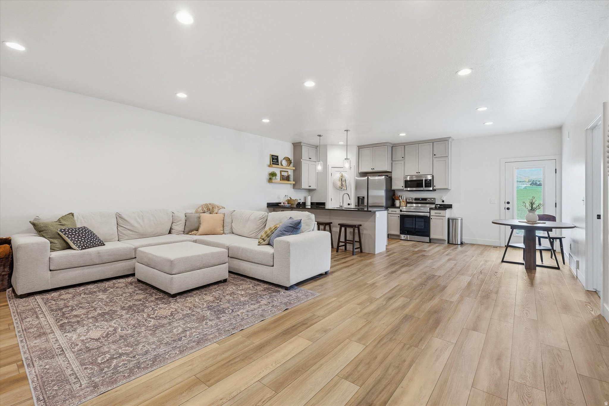 THE MEADOWS - Residential